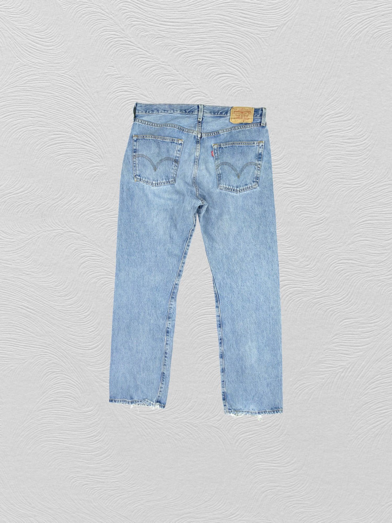 Levi's Vintage Levi's 501 Blue Wash Denim 34x31.5 -JN799 Size US 34 / EU 50 - 2 Thumbnail
