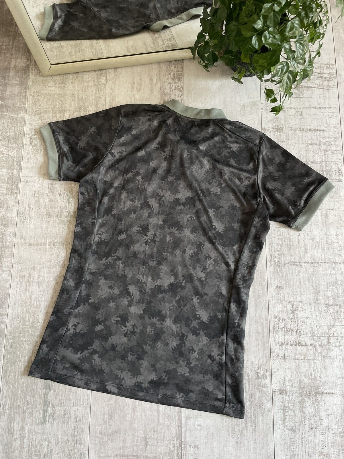 Other Sheffield Wednesday 20/21 Away Football Shirt Camo Elev8 Size US S / EU 44-46 / 1 - 8 Thumbnail