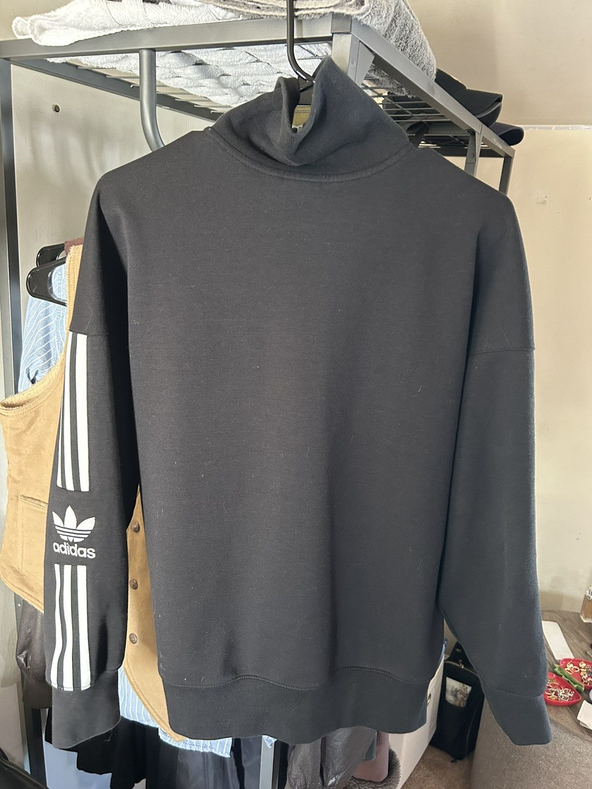 Adidas 🗿 ADIDAS TURTLE NECK SWEATER 🚧 Size US S / EU 44-46 / 1 - 3 Thumbnail