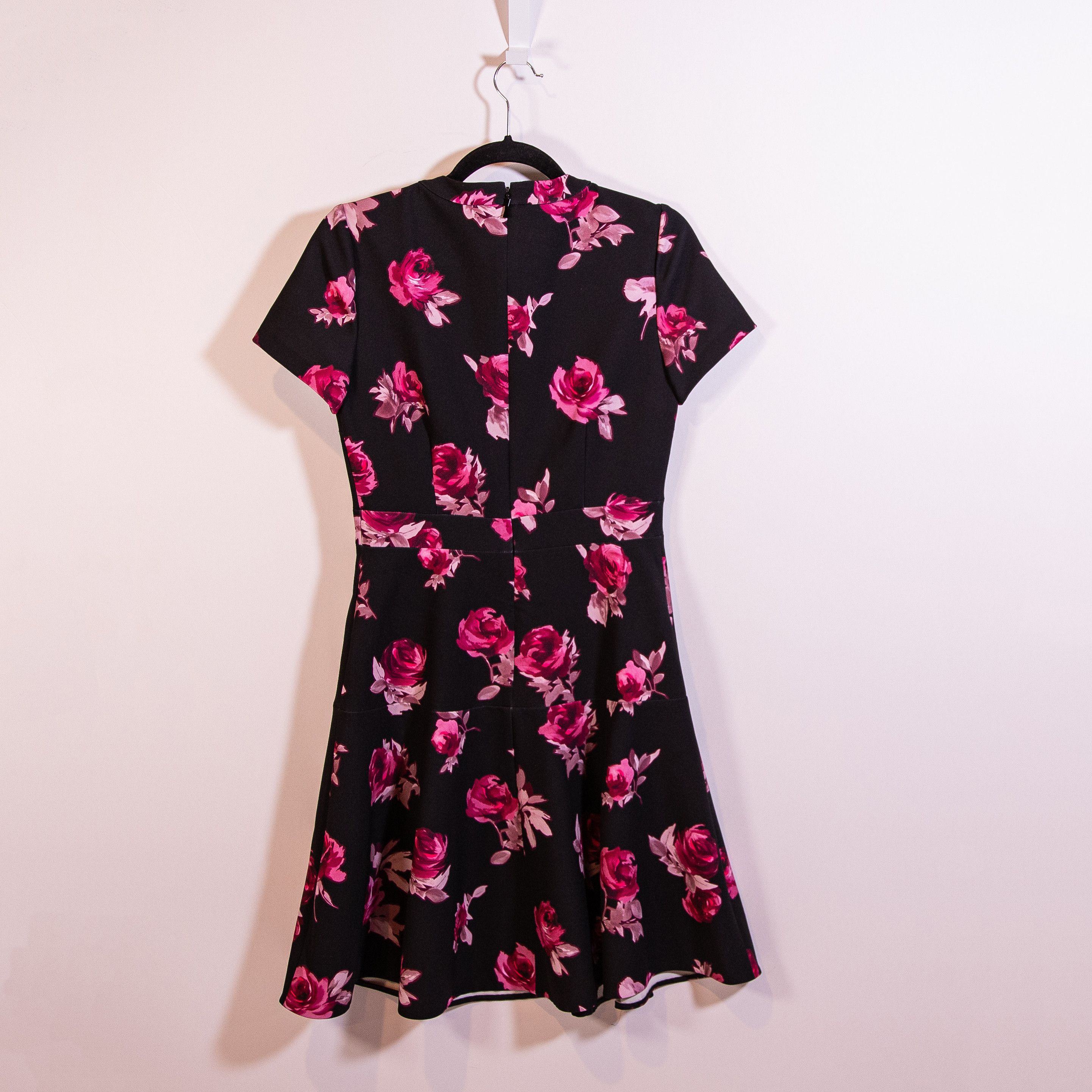Kate Spade NEW Kate Spade Encore Rose Floral Flower Size M / US 6-8 / IT 42-44 - 4 Thumbnail