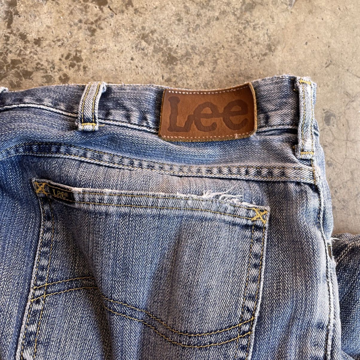 Lee 🔥Vintage Lee 6230 Stoned Washed Distress Denim Jeans Size US 33 - 11 Thumbnail