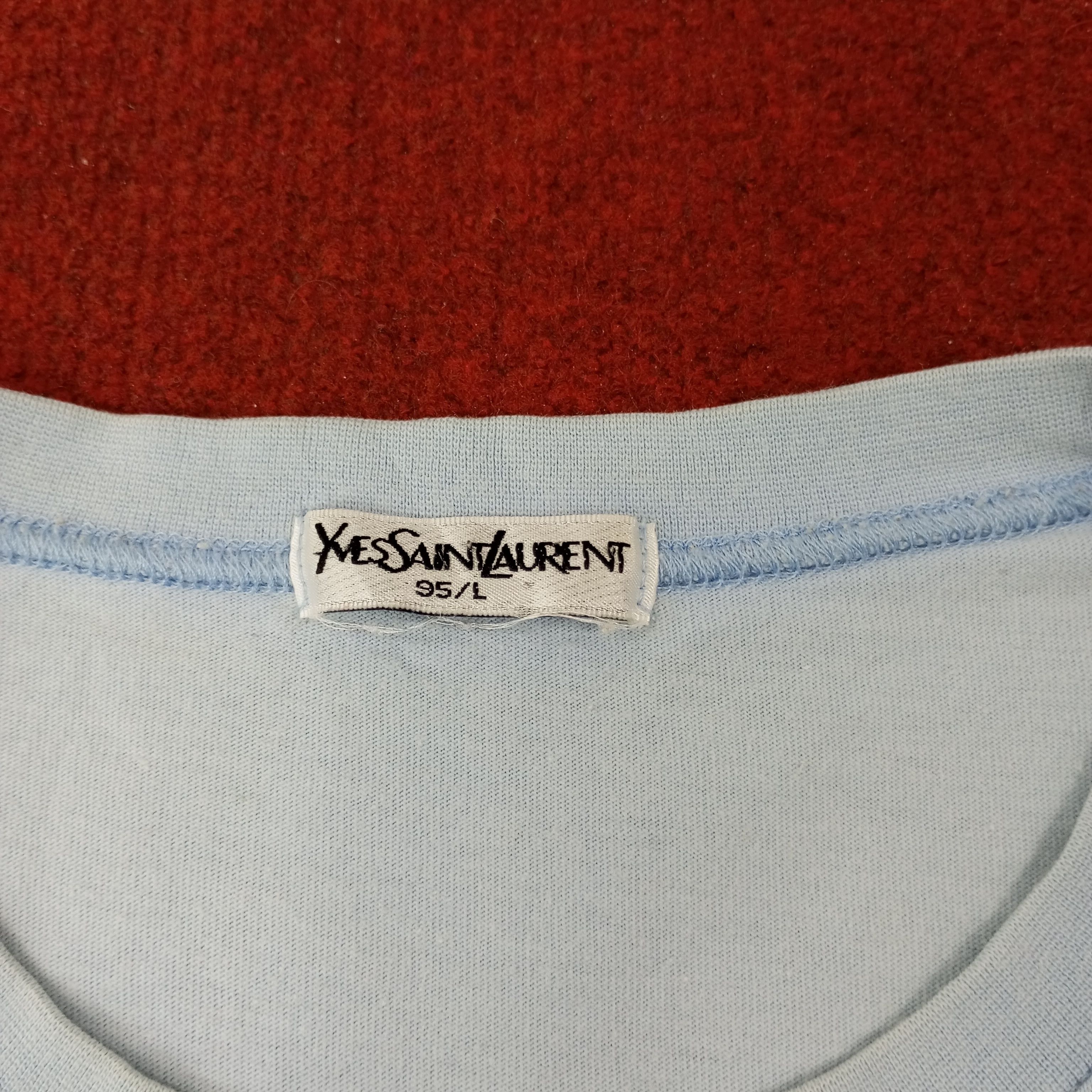 Vintage × Yves Saint Laurent Yves Saint Laurent YSL Small Logo Tshirt c219n12 Size US M / EU 48-50 / 2 - 3 Thumbnail