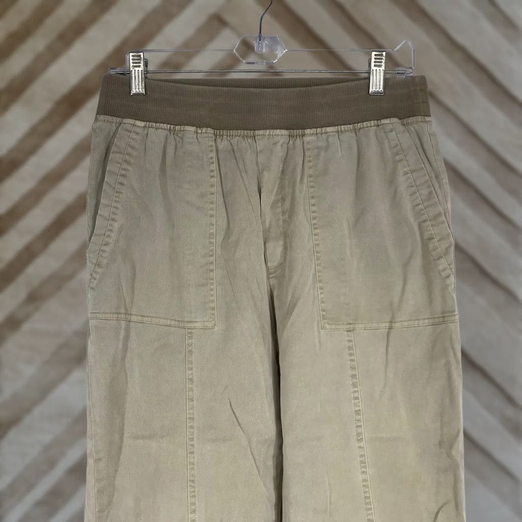 Soft Surroundings Soft Surroundings Pants Cargo Womens Small Tan Khaki Ribbed Elastic Waist Pockets D-Ring Hem Retro Nautical Casual Workwear - Mens? Size 28" / US 6 / IT 42 - 1 Thumbnail