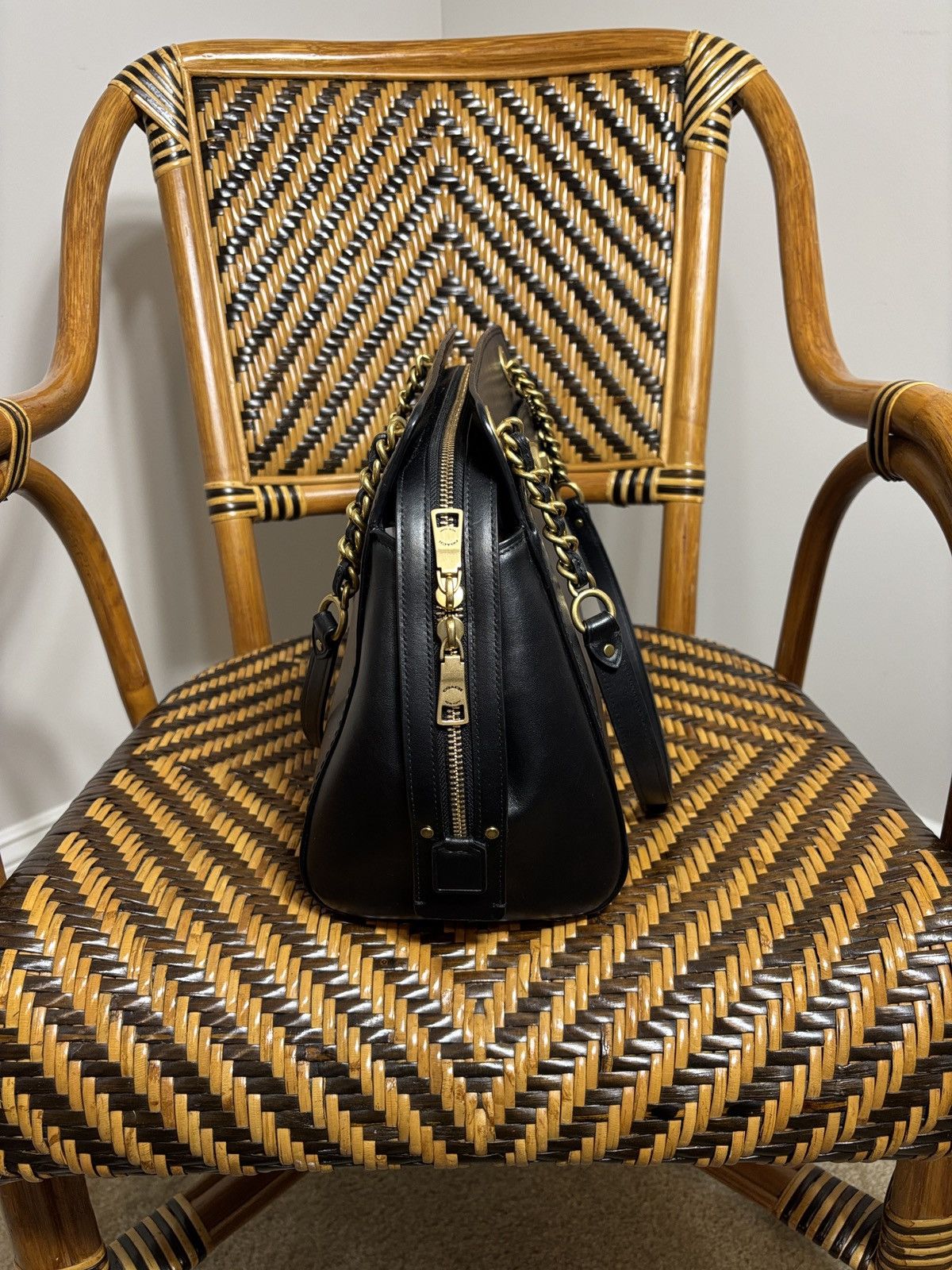 Coach Coach Parker Carryall Black Leather Turnlock Bag Size ONE SIZE - 4 Thumbnail