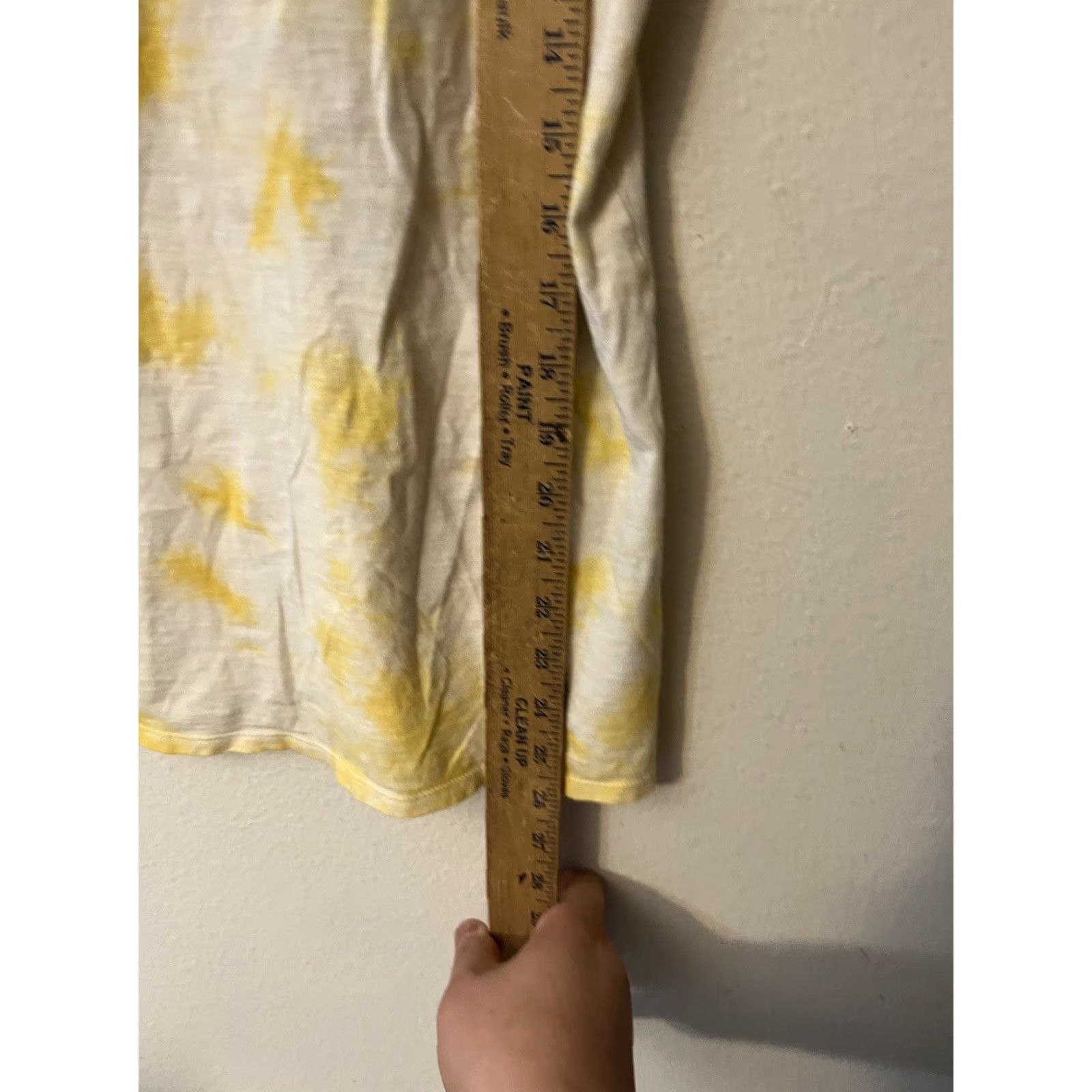 Victoria's Secret Victoria's Secret T Shirt Womens M Yellow Tie Dye Crew Neck casual Basic Breathable 100% Cotton Short Sleeve Regular Fit Womens Size M / US 6-8 / IT 42-44 - 4 Thumbnail