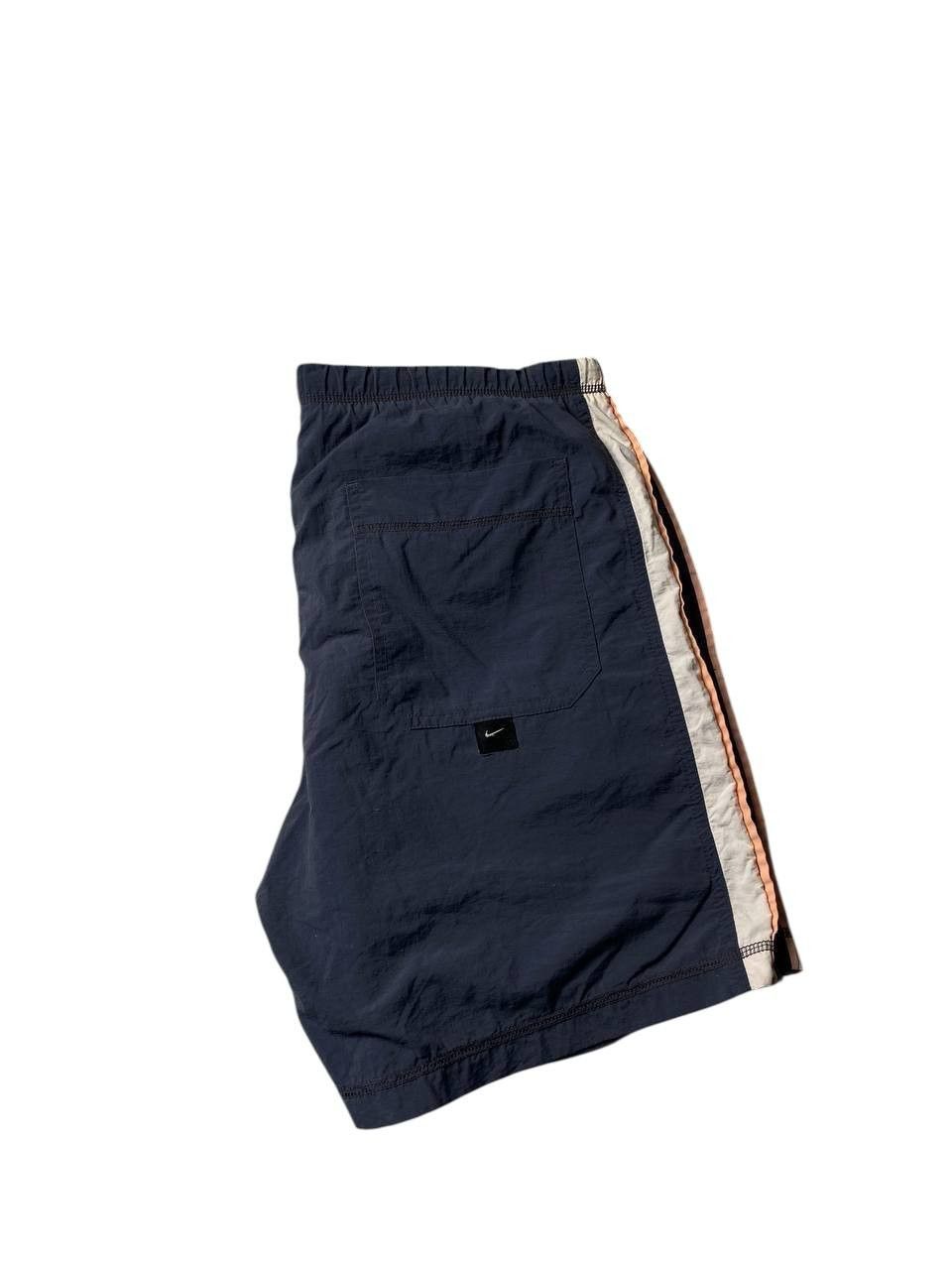 Nike 90's Vintage Nike Nylon Reflective Shorts Y2K Size US 32 / EU 48 - 2 Thumbnail