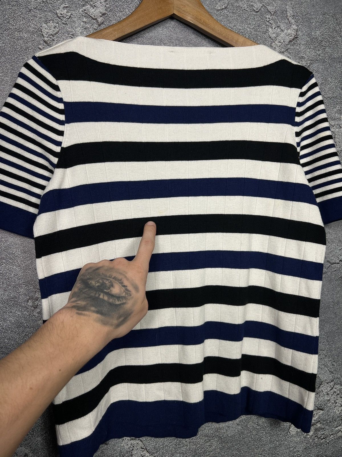 Chanel Vintage Chanel Short Sleeve Knit Sweater Knit Top Size M Size M / US 6-8 / IT 42-44 - 11 Thumbnail