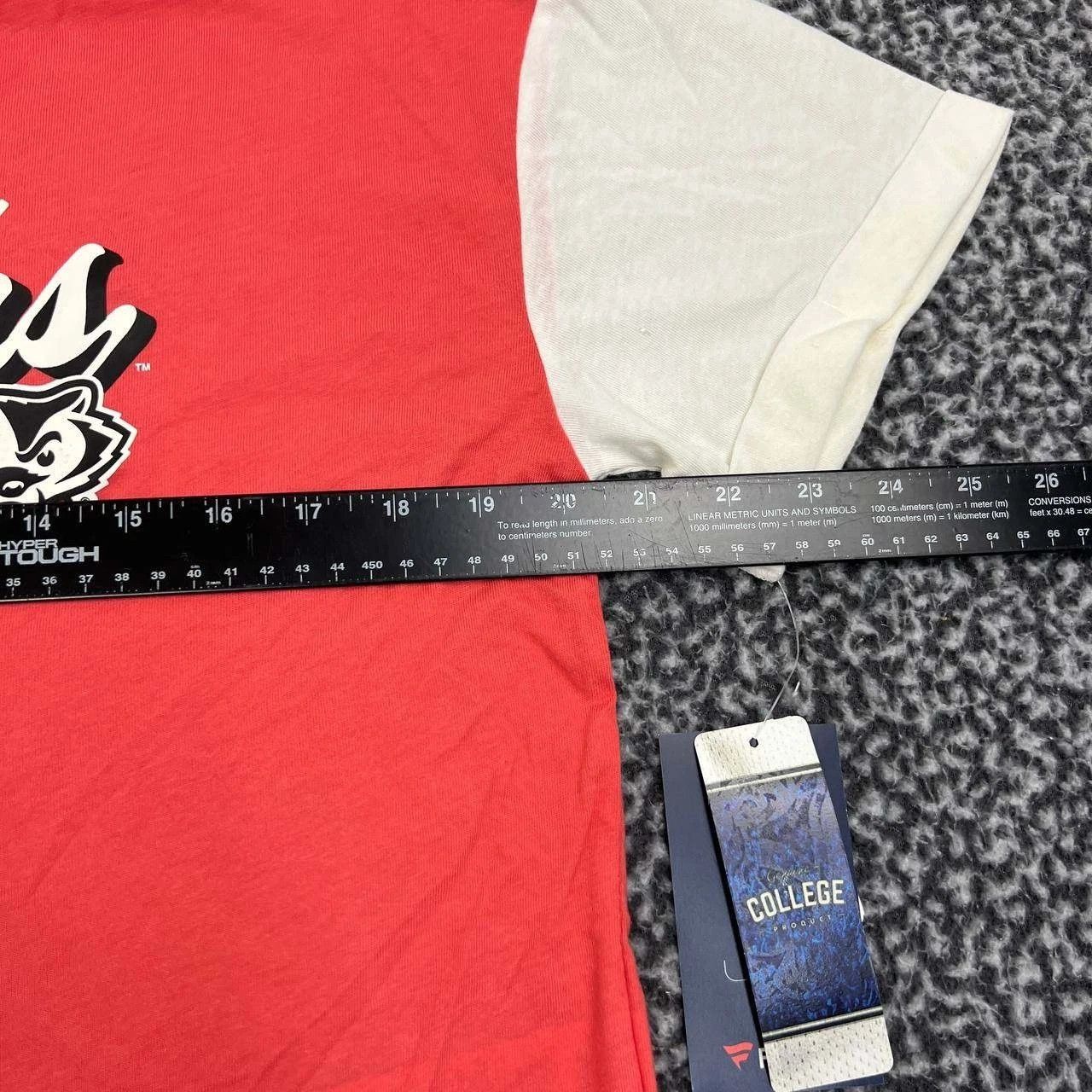Other Wisconsin Badgers Shirt Women Short Sleeve Crew Neck M Size M / US 6-8 / IT 42-44 - 4 Thumbnail