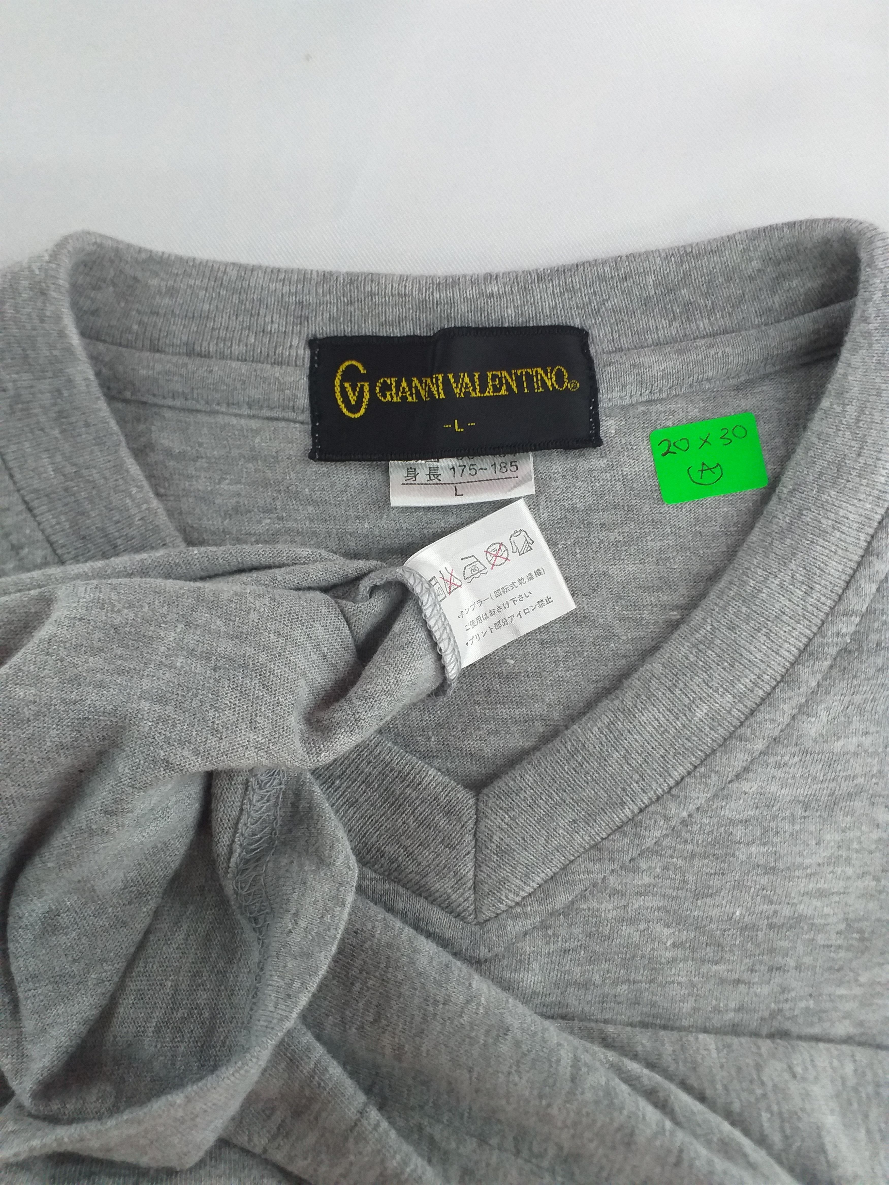 Gianni Valentino Vintage Gianni Valentino T-Shirt -A052 Size US M / EU 48-50 / 2 - 3 Thumbnail