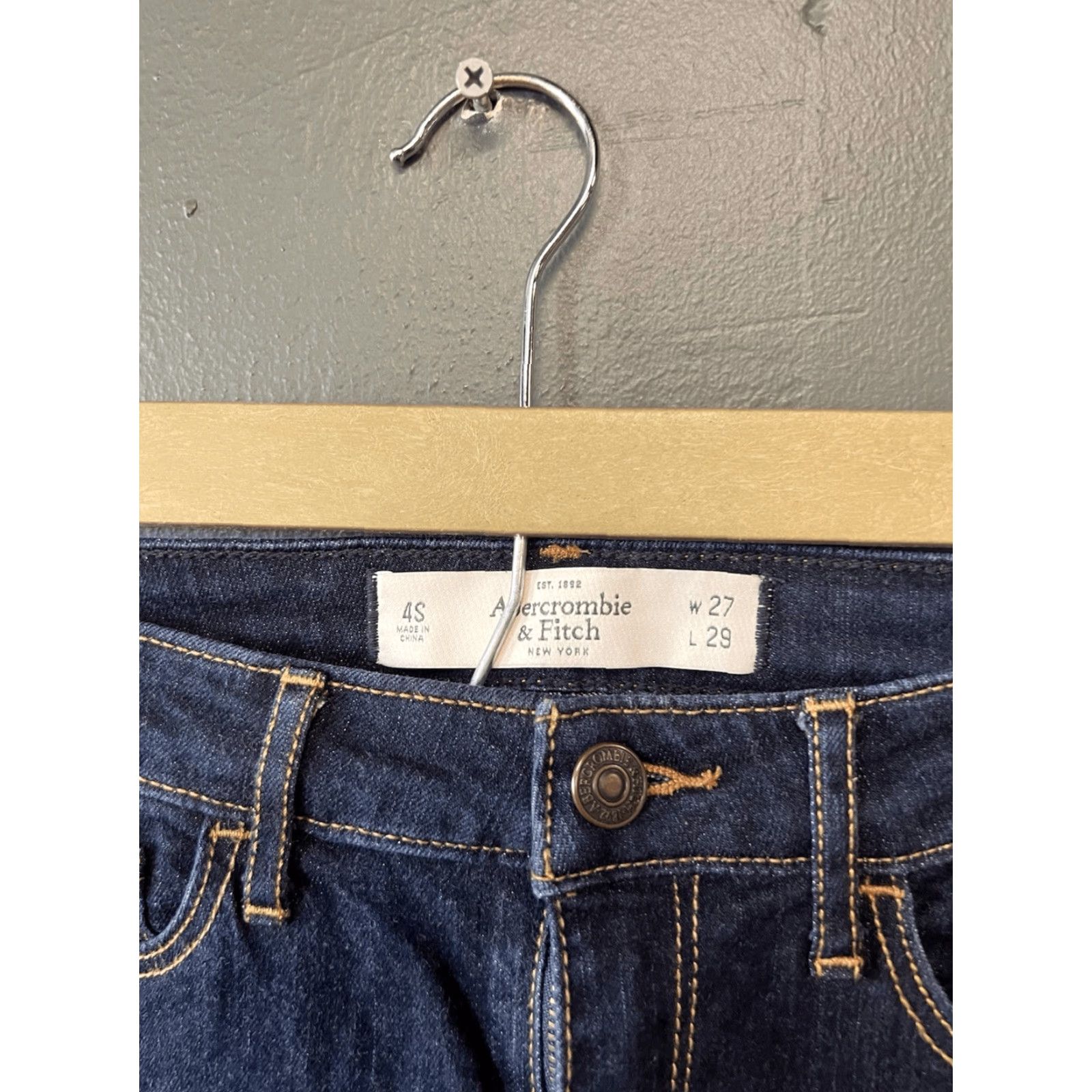 Abercrombie & Fitch Abercrombie & Fitch Womens Jeans Straight Denim Blue Size 4S 29 Inseam Size 27" / US 4 / IT 40 - 3 Thumbnail