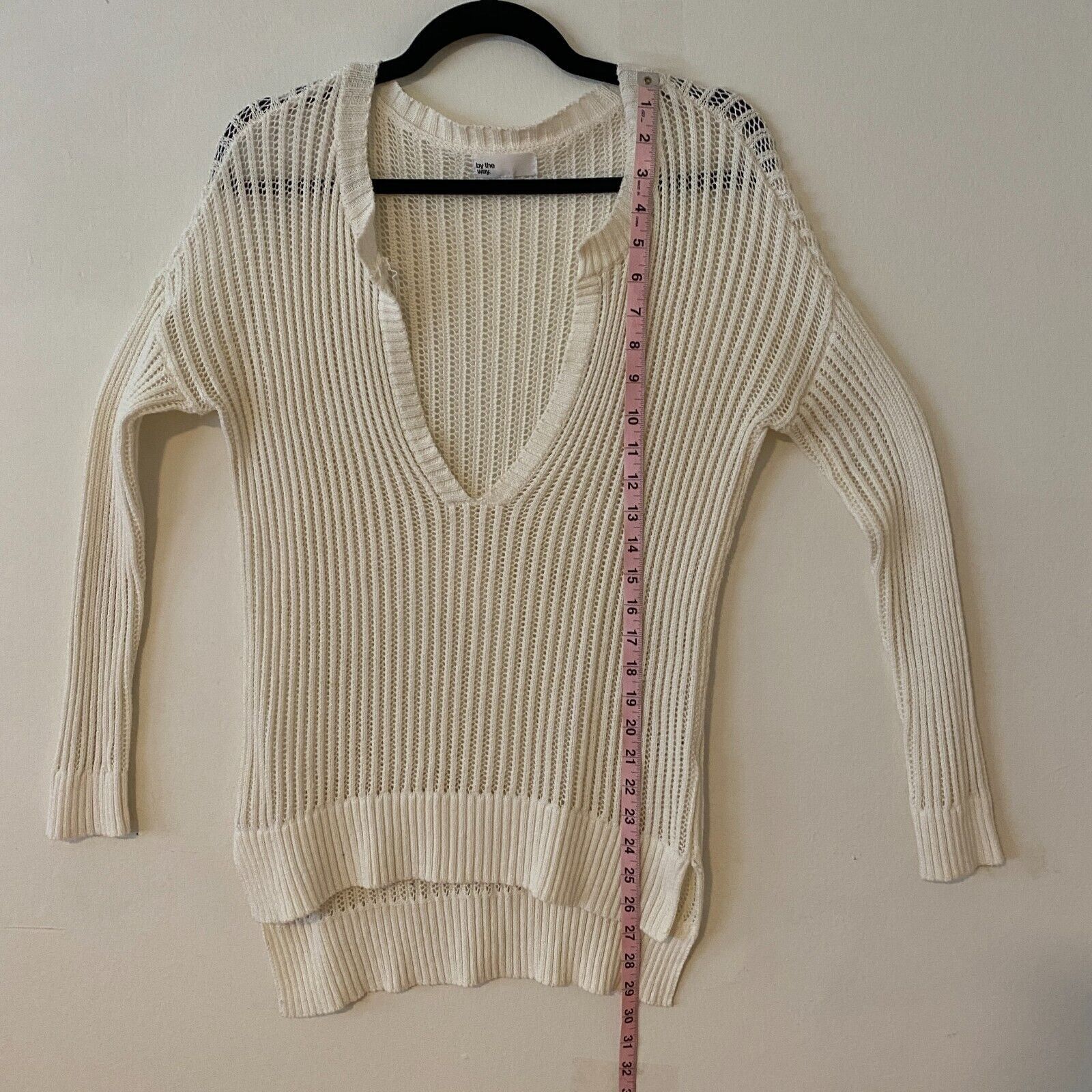 REVOLVE Revolve By The Way Ivory Pearl Sheer Knit Sweater V-Neck S Size S / US 4 / IT 40 - 9 Thumbnail