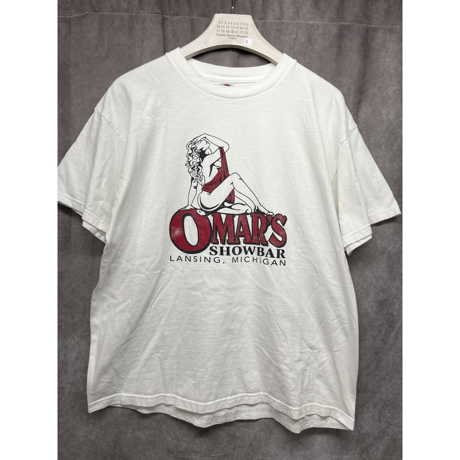 Fruit Of The Loom VINTAGE OMARS SHOWBAR STRIP GENTLEMENS CLUB T SHIRT LANSING Size US XL / EU 56 / 4 - 3 Thumbnail