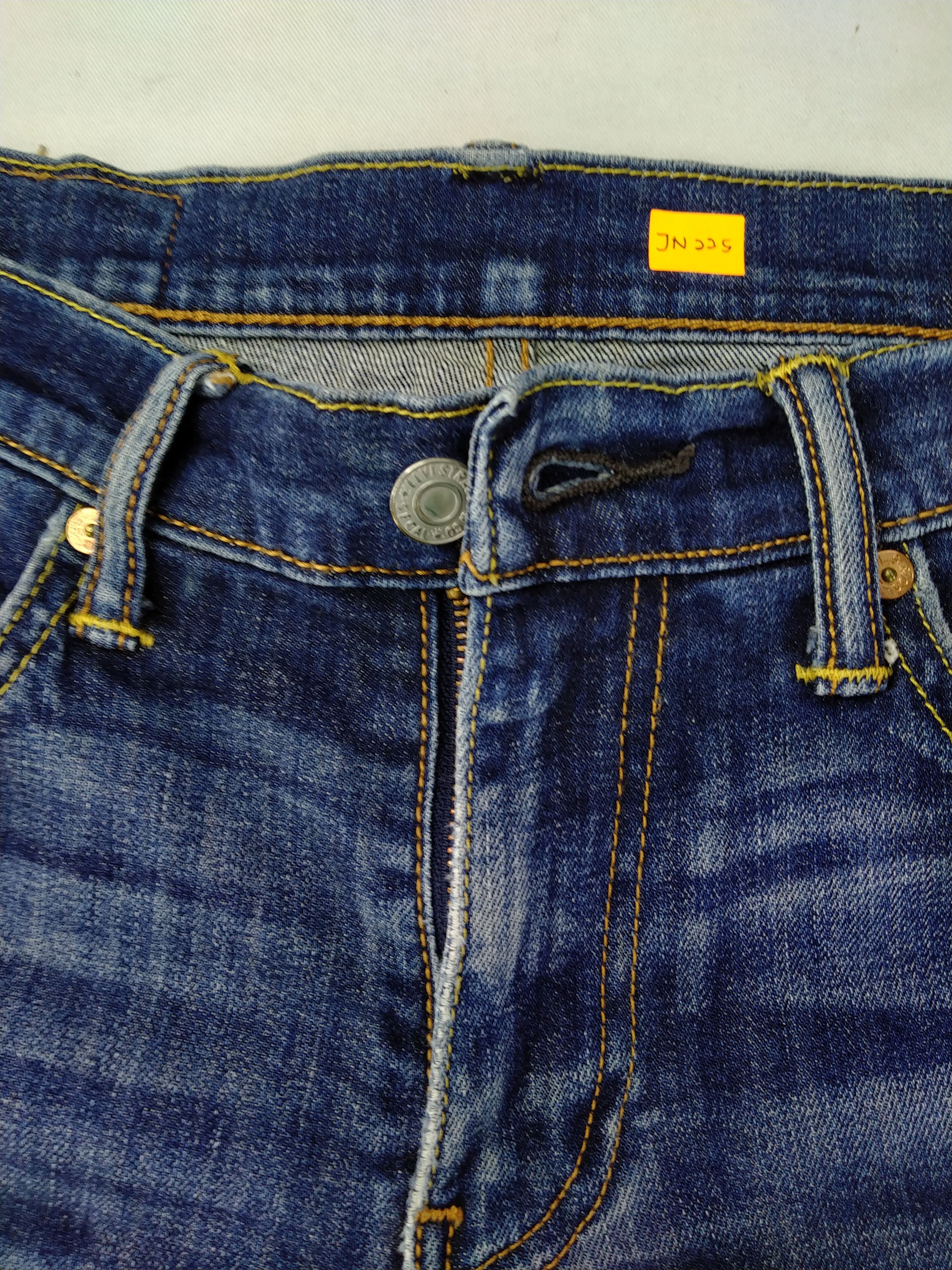 Levi's Blue Distressed Levi's 511 Denim 31x29.5 -JN225 Size US 31 - 12 Thumbnail