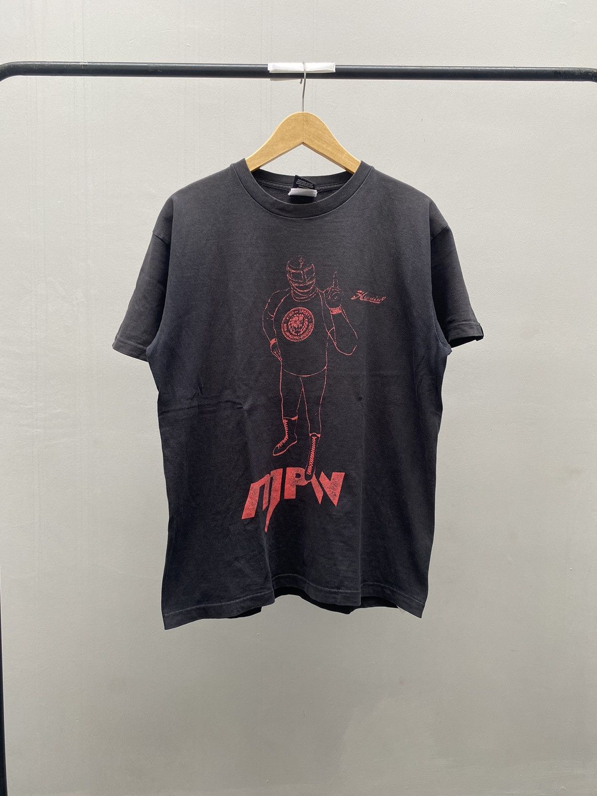 Vintage Super Strong Machine T Shirt Sun Faded Distressed Size US L / EU 52-54 / 3 - 1 Thumbnail