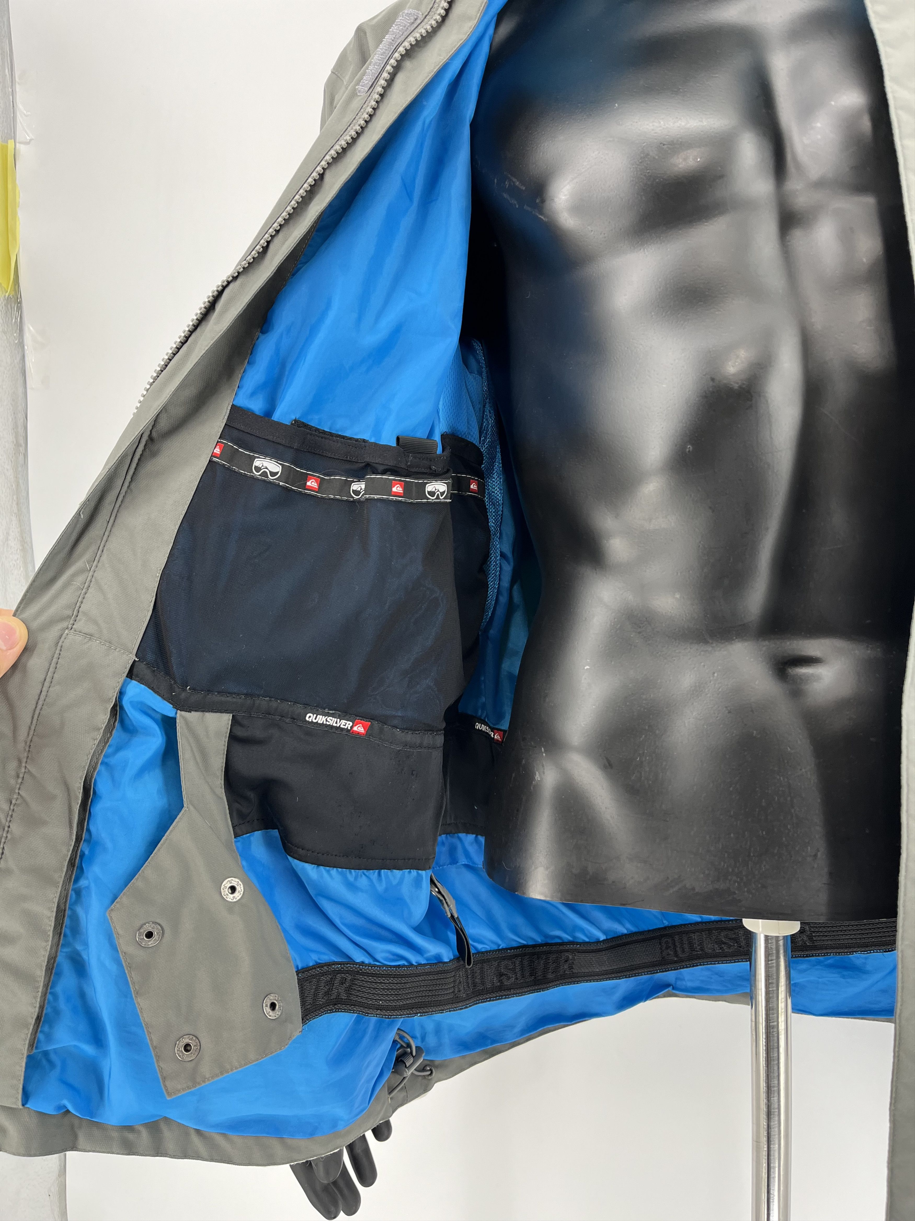 Quiksilver Quiksilver Utility Reg Fit Quicktech 8k Snowboard Ski Jacket Size US S / EU 44-46 / 1 - 14 Thumbnail