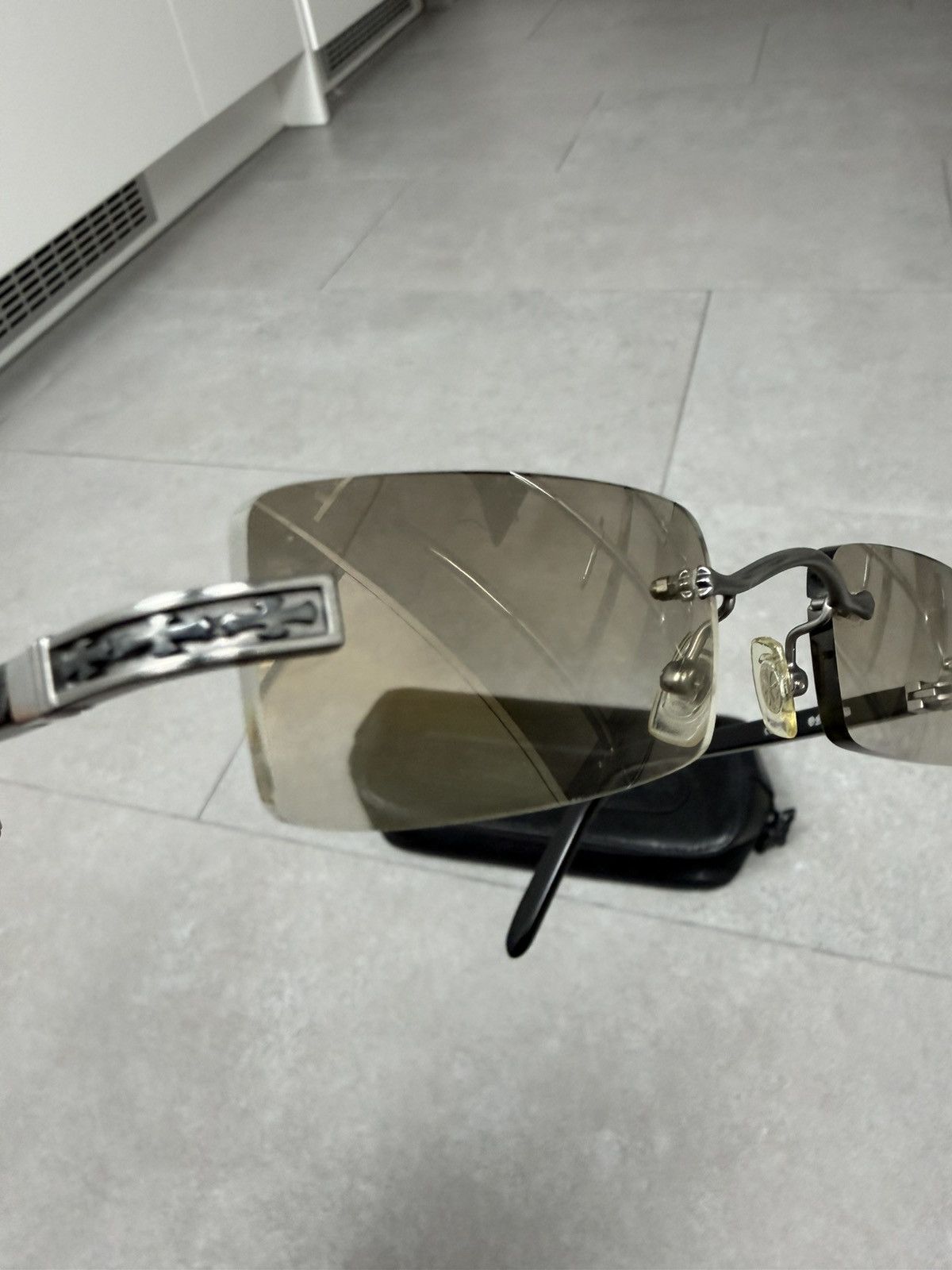 Chrome Hearts Chrome Hearts One Bob Rimless Cross-engraved Sunglasses Size ONE SIZE - 10 Thumbnail