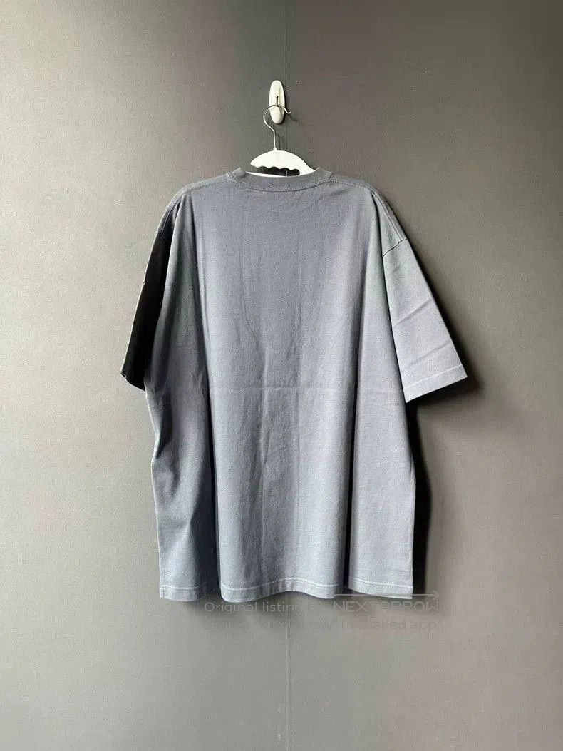Balenciaga Balenciaga Gray Portrait Short Sleeve Tee. Size US S / EU 44-46 / 1 - 2 Thumbnail