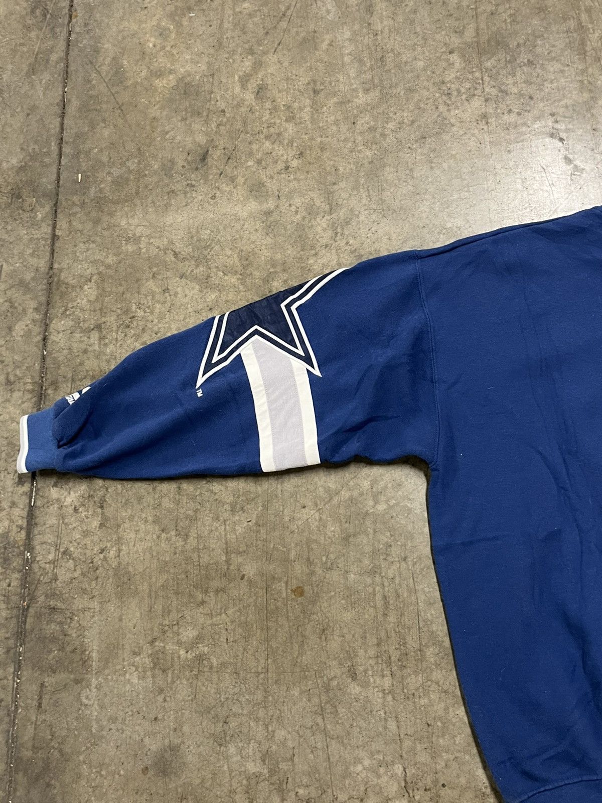 Vintage Vintage 90s Dallas cowboys starter sweatshirt rare NFL Size US L / EU 52-54 / 3 - 10 Thumbnail