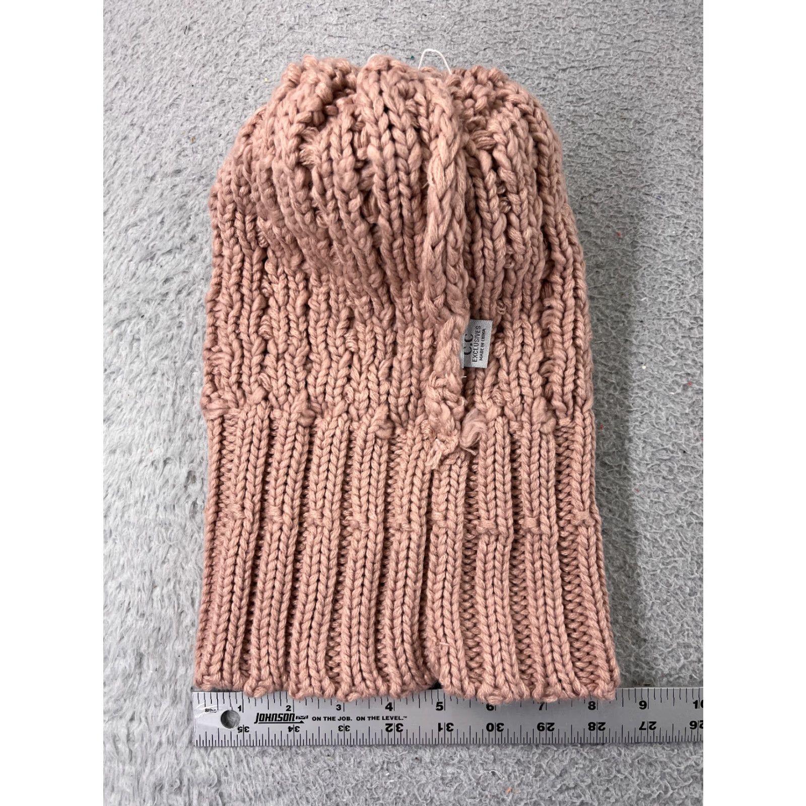 Vintage C.C Exclusive Beanie Toque Womens One Size Pink Knit 100% Acrylic Winter Ski Pom Hat/Cap Adult Women Beanie Pink Ski 100% Acrylic Winter Size ONE SIZE - 6 Thumbnail
