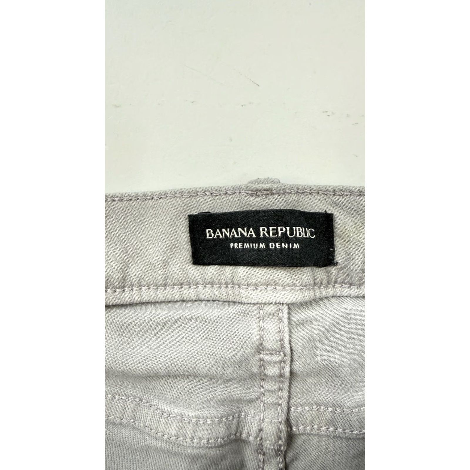 Banana Republic Banana Republic Jeans 28 Gray Slim Straight Premium Denim Stretch Mens Size US 28 / EU 44 - 4 Thumbnail