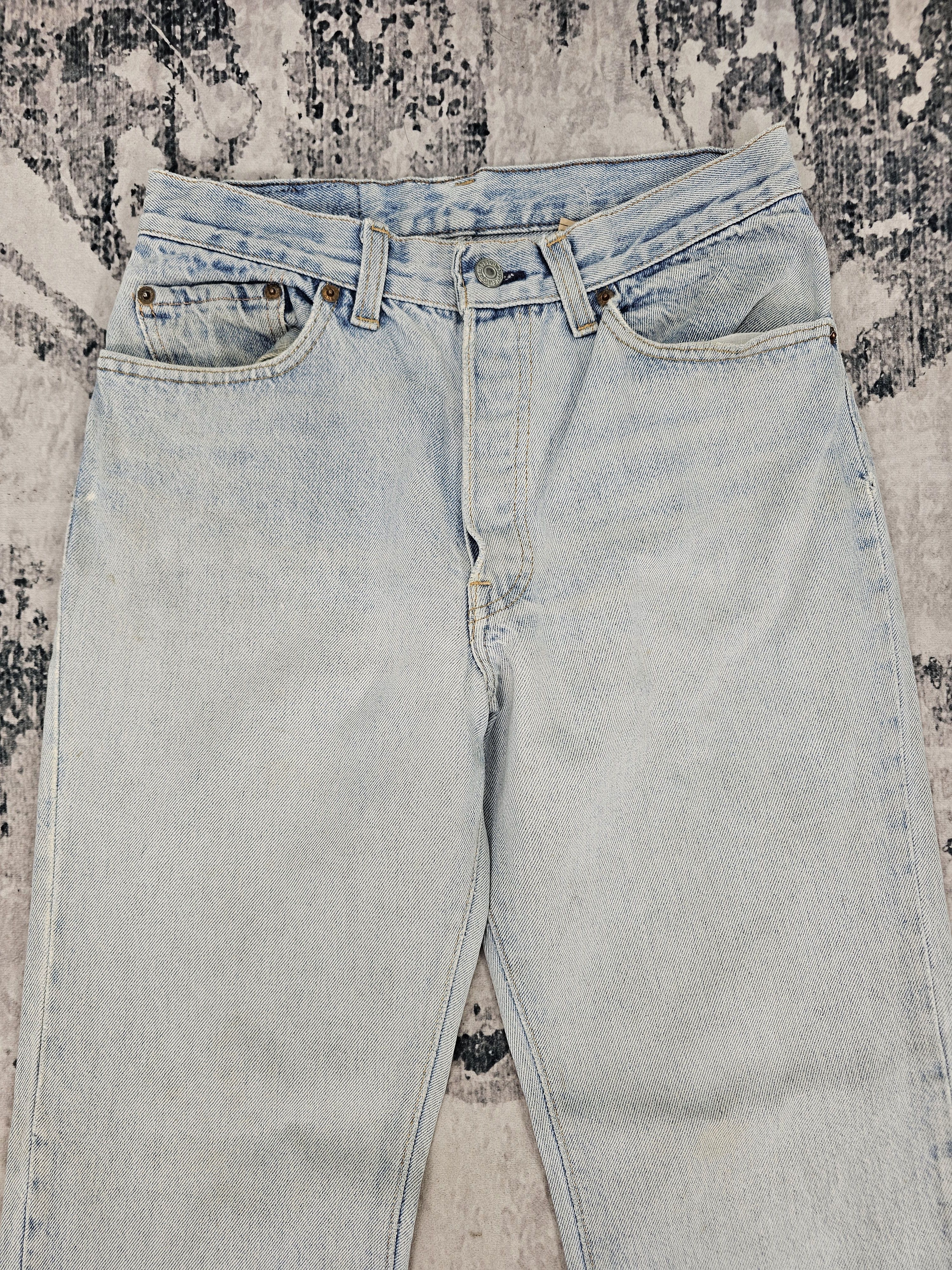Levi's Vintage Clothing Vtg 90's LEVIS 501 Light Blue Jeans Made In USA L0539 Size US 28 / EU 44 - 8 Thumbnail