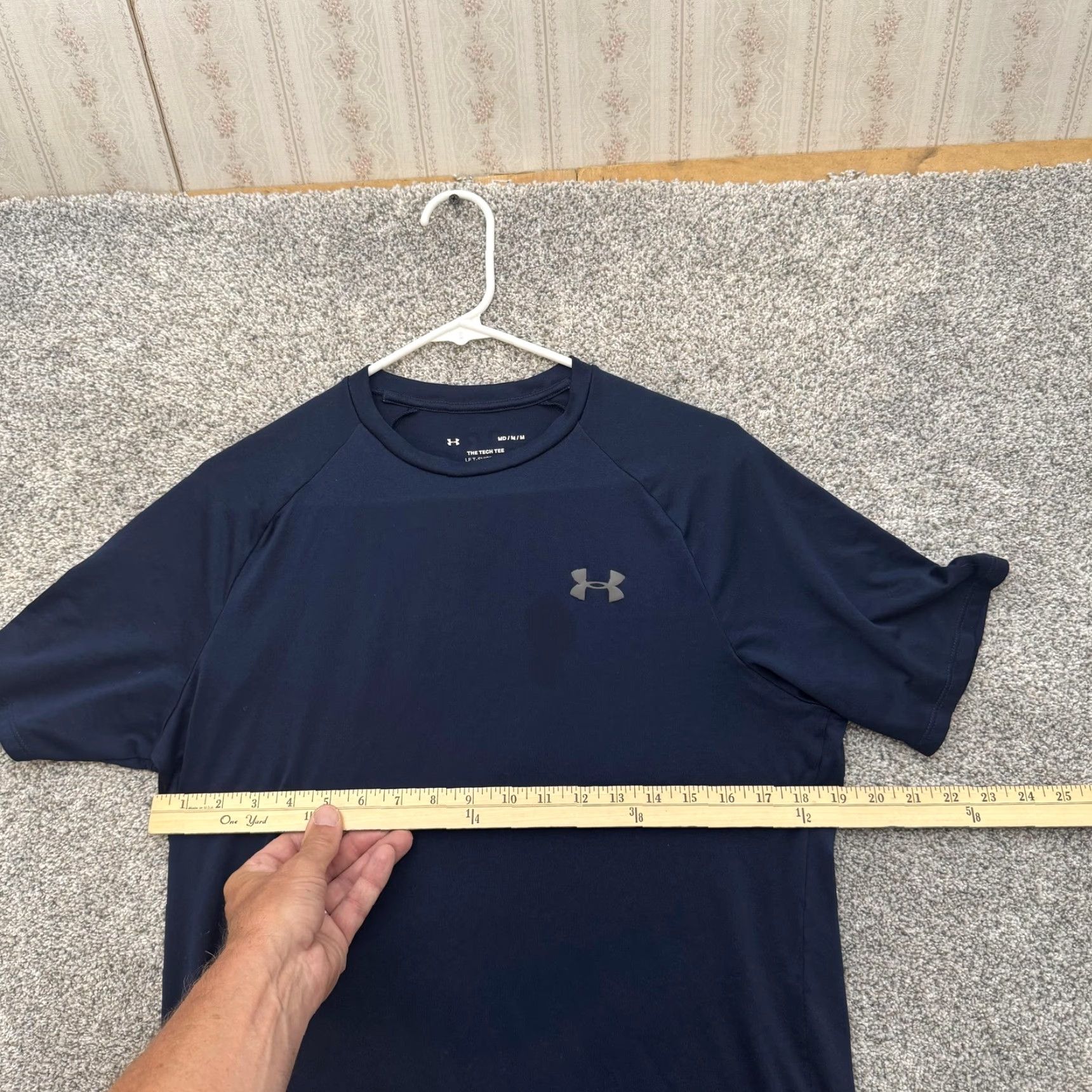 Under Armour Under Armour Shirt Mens Medium Navy Blue Tech Tee Athletic Lightweight Polyester Size US M / EU 48-50 / 2 - 3 Thumbnail