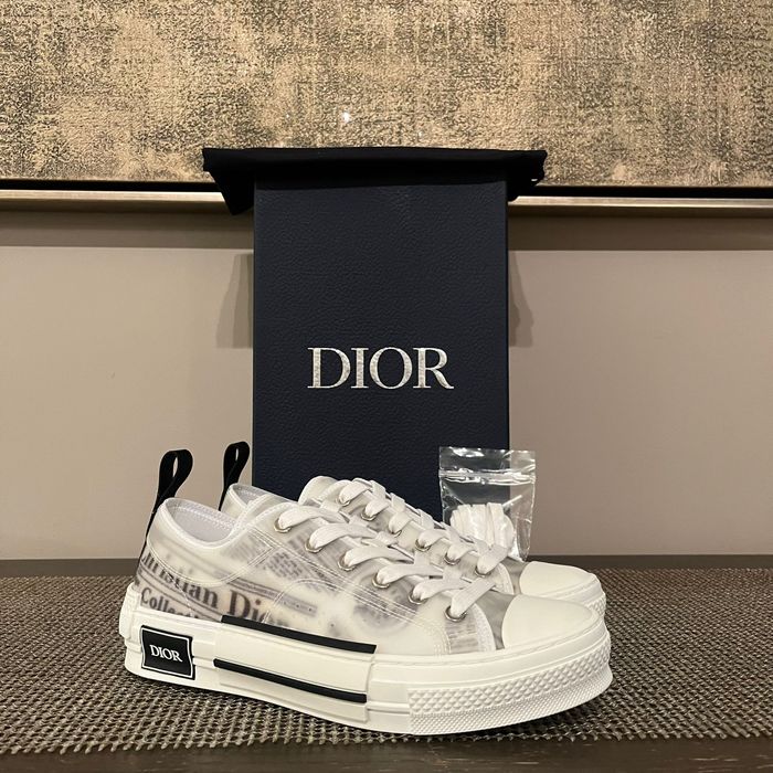 dior newspaper b23