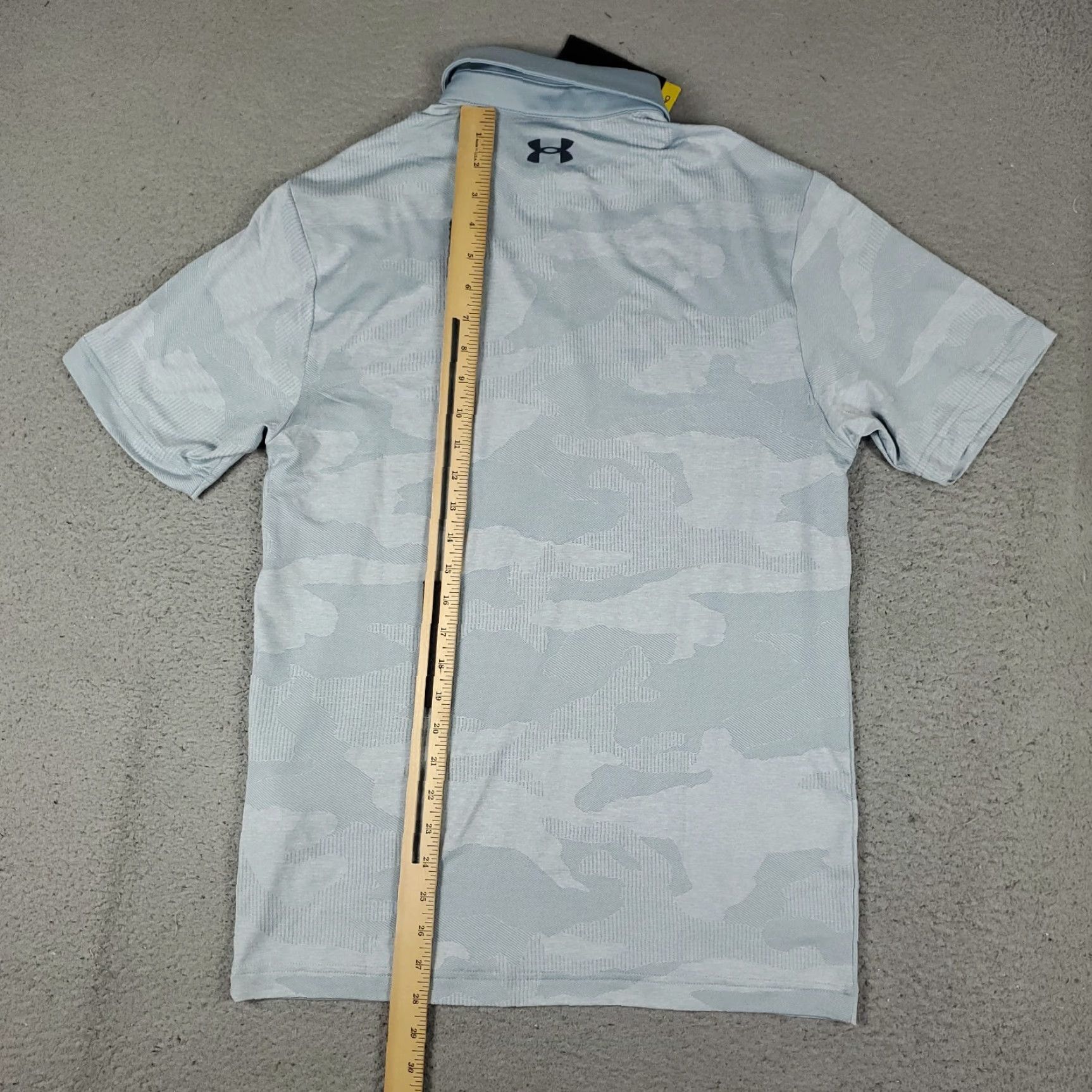 Under Armour Under Armour Polo Shirt Mens Small Blue Camouflage Golf Casual Short Sleeve Polo Shirt Mens Blue Camouflage Short Sleeve Polo Under Armour Size US S / EU 44-46 / 1 - 3 Thumbnail
