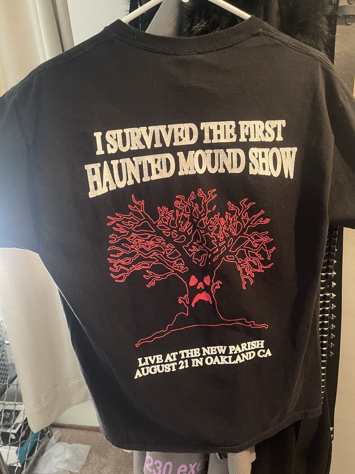 Haunted Mound Rare Haunted Mound first ever show t shirt Size US L / EU 52-54 / 3 - 1 Thumbnail