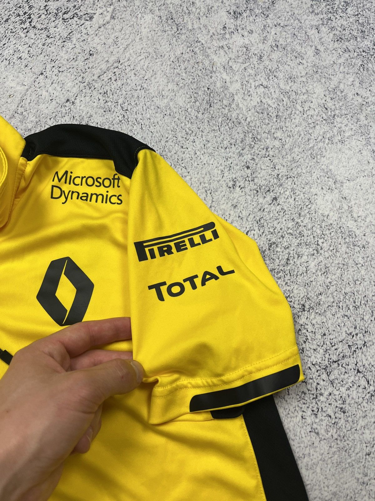 Formula 1 Renault Infinity Racing F1 Formula Uni Polo Shirt Jersey Y2k Size US M / EU 48-50 / 2 - 8 Thumbnail