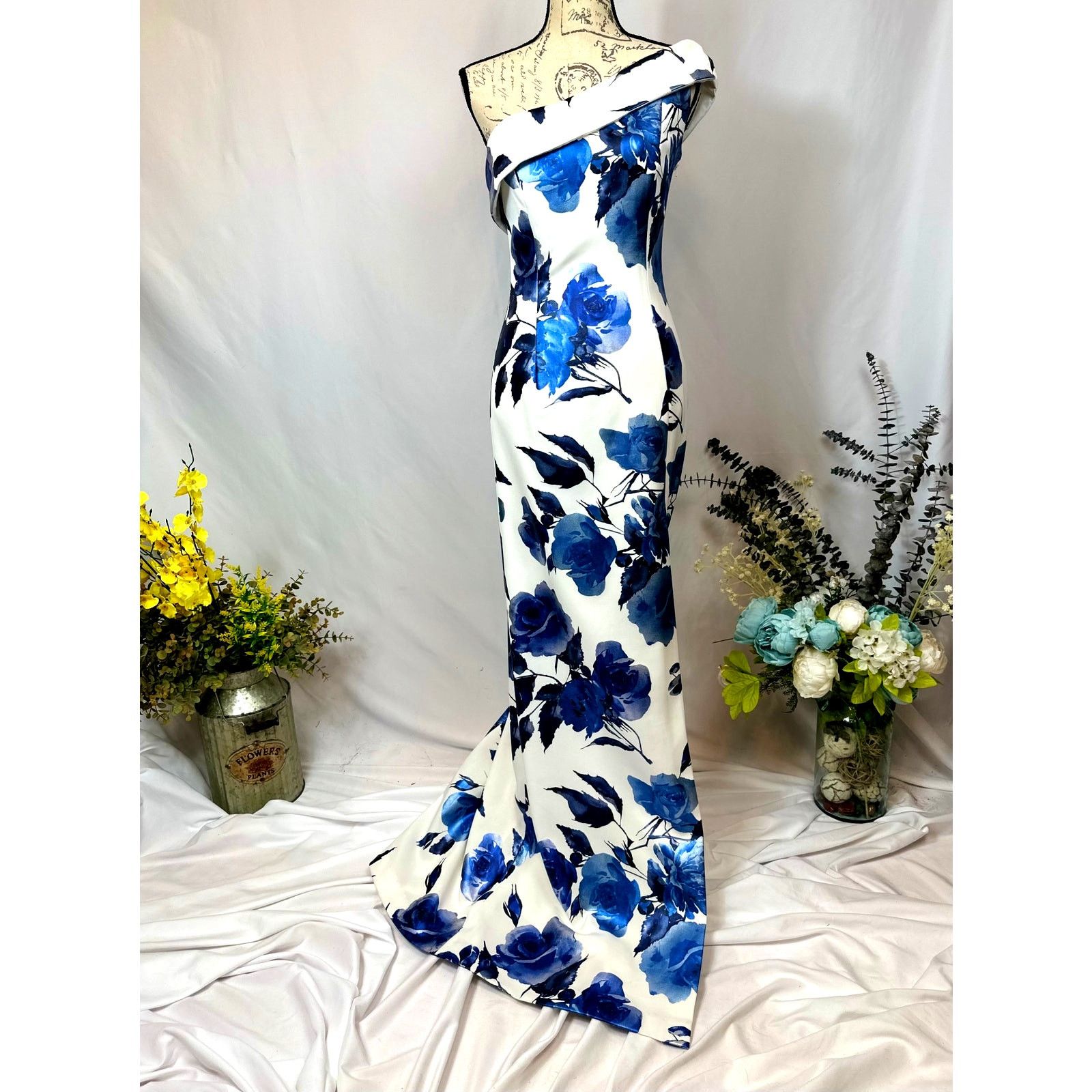 Other Black Halo Eve Dolan Floral One Shoulder Gown Blue Roses 4 Size S / US 4 / IT 40 - 6 Thumbnail