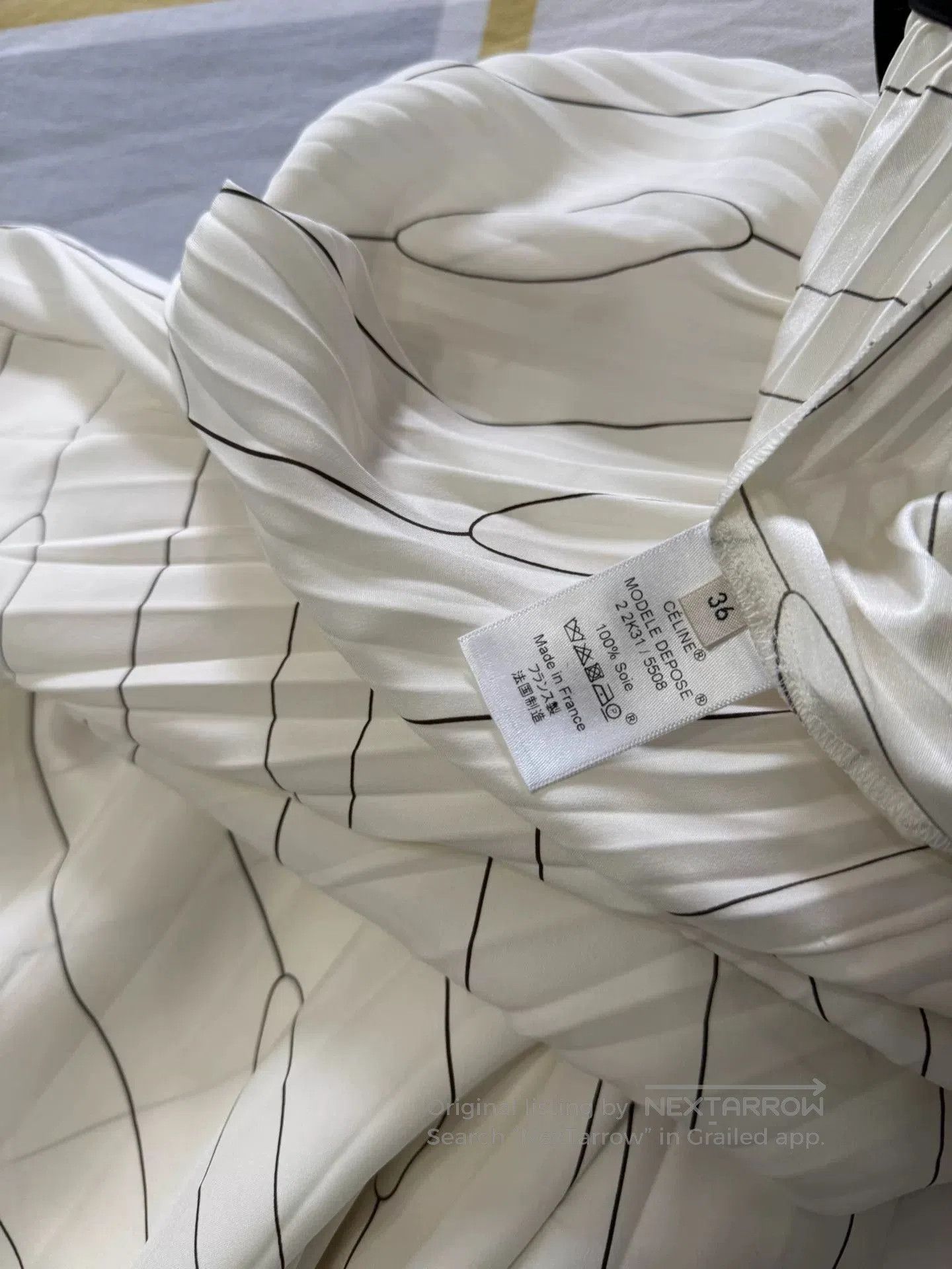 Celine Elegant Old Celine Silk Skirt. Size 33" - 4 Thumbnail