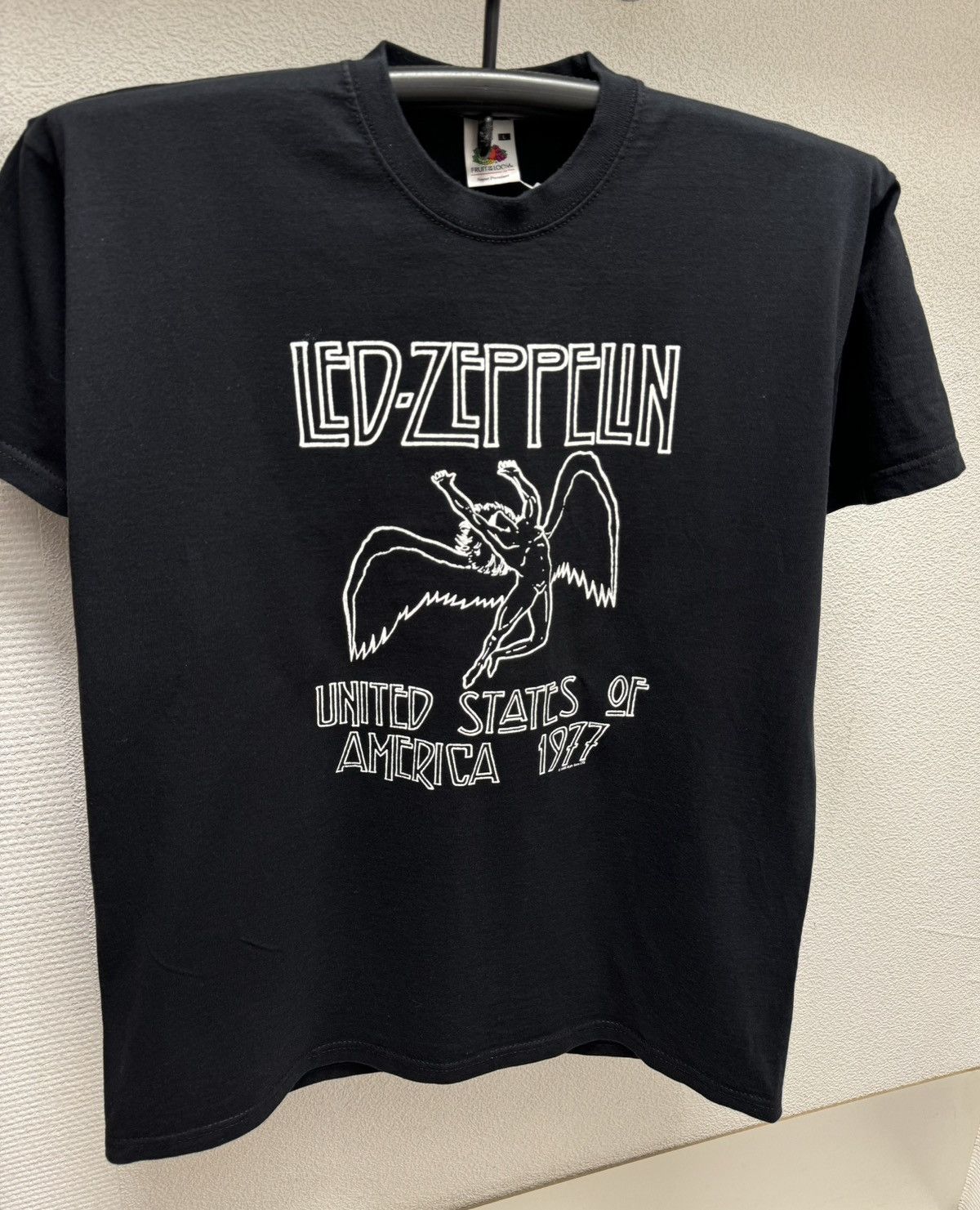 Led Zeppelin Led Zeppelin vintage black t-shirt L-Xl sz 2000th single Size US L / EU 52-54 / 3 - 6 Thumbnail