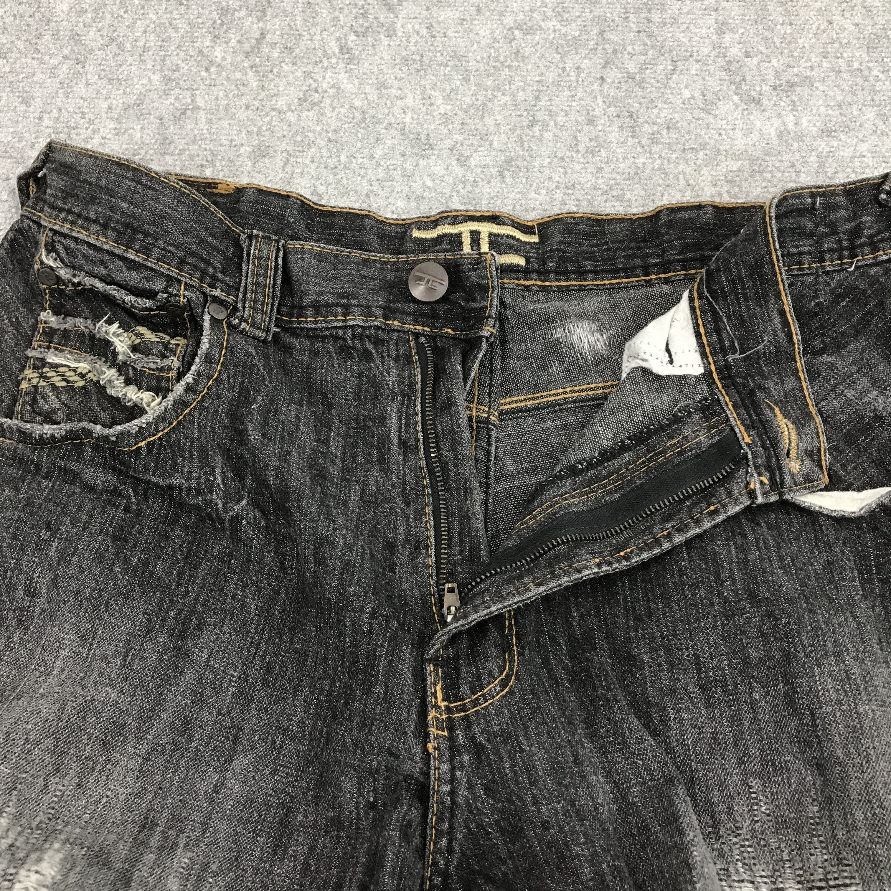 Japanese Brand BLACK DENIM JAPAN DISTRESEED JEANS PANTS Size US 36 / EU 52 - 7 Thumbnail