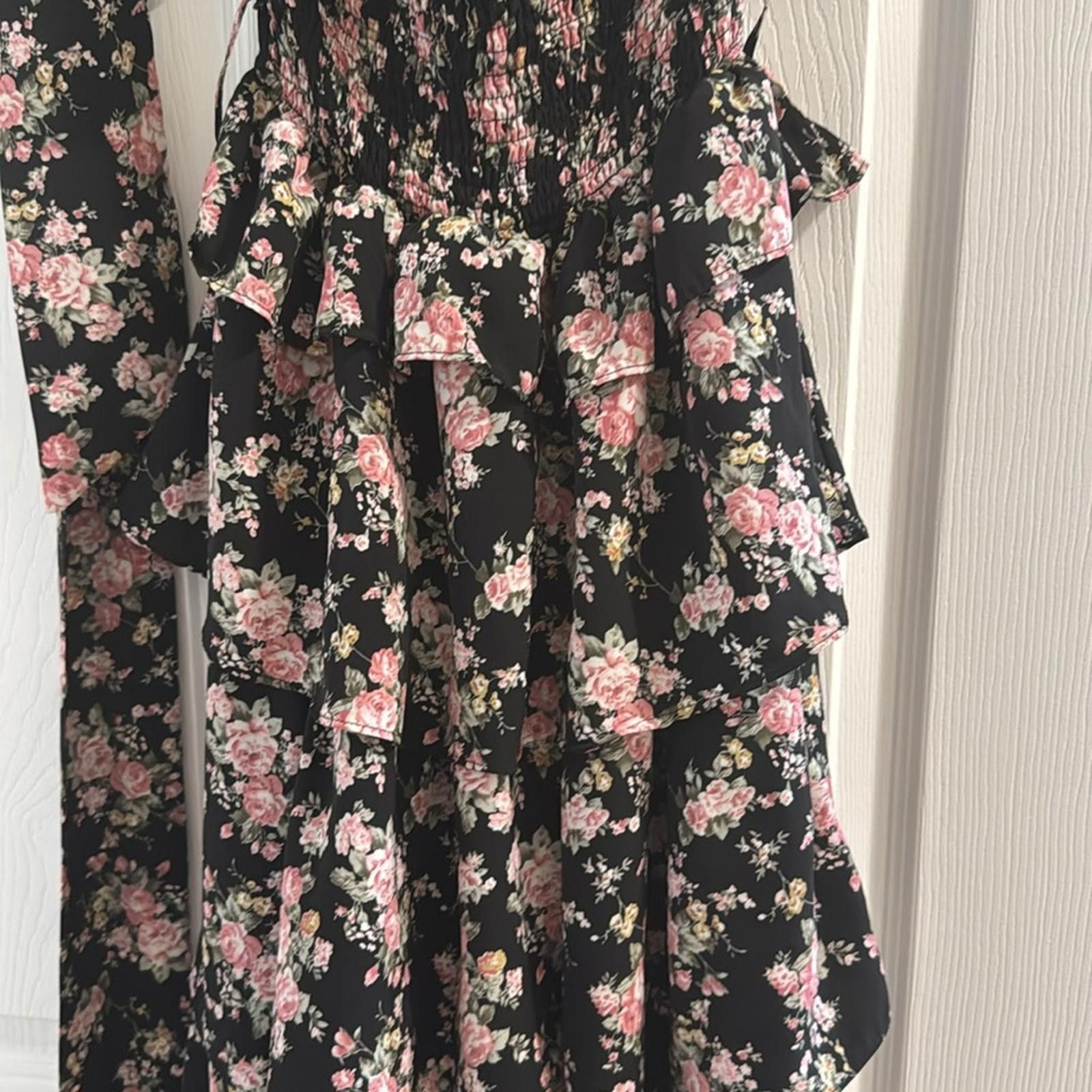 Designer Pink and White Off-Shoulder Ruffled Maxi Dress Size S / US 4 / IT 40 - 4 Thumbnail