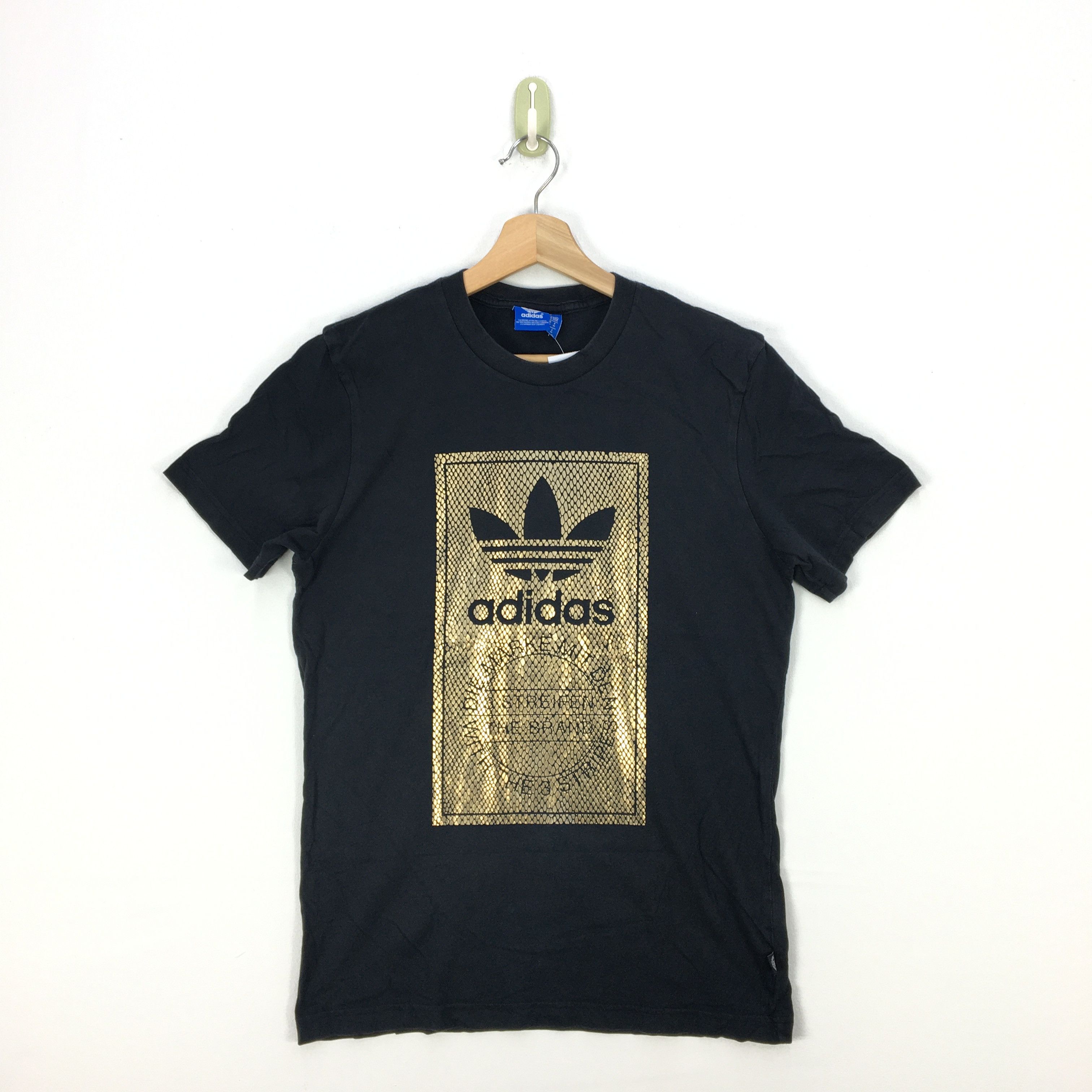 Adidas Vintage Y2K Adidas T-Shirt Original Logo Trefoil Tees Size S / US 4 / IT 40 - 1 Thumbnail