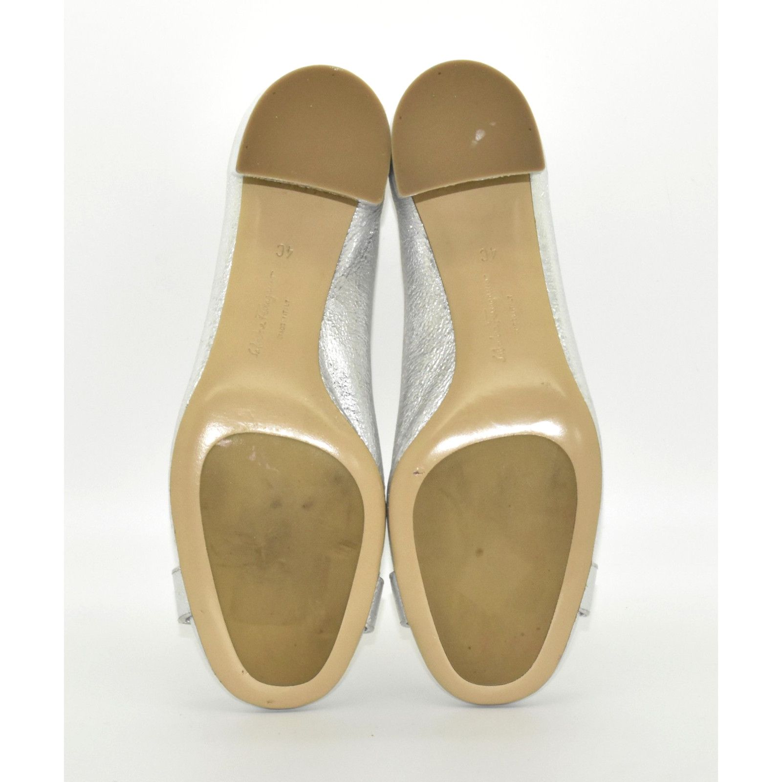 Salvatore Ferragamo SALVATORE FERRAGAMO Silver Tumble Leather Pumps Size 4C Size US 4 / IT 34 - 8 Thumbnail
