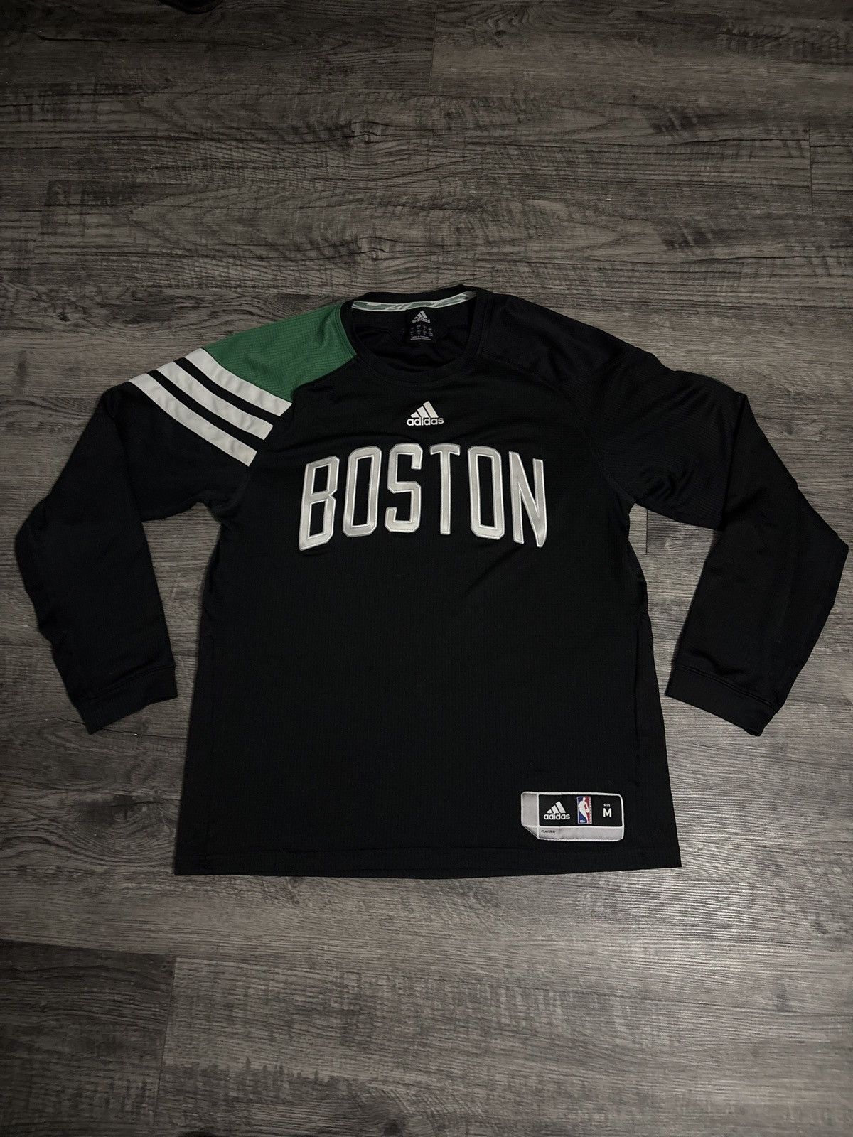 Adidas Boston Celtics Shootaround Long Sleeve Jersey Men’s M Adidas Size US M / EU 48-50 / 2 - 1 Thumbnail