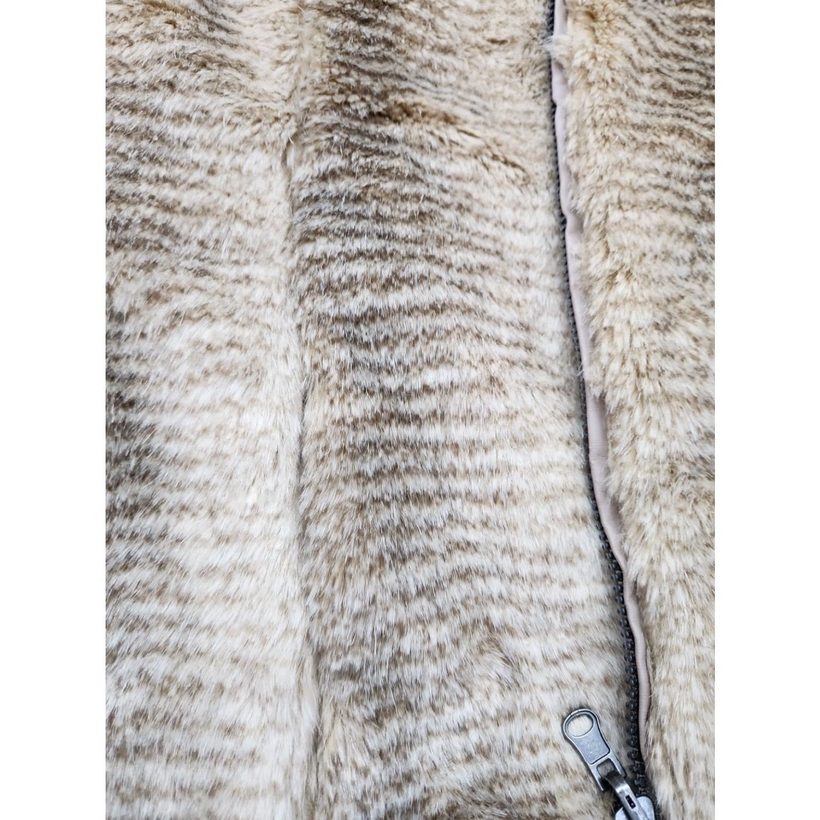 Vintage WOMAN Vest Women's Faux Fur Vest Medium Brown M Regular Sleeveless Hook & Eye Winter Casual Workwear Brown Vintage No Size M / US 6-8 / IT 42-44 - 2 Thumbnail