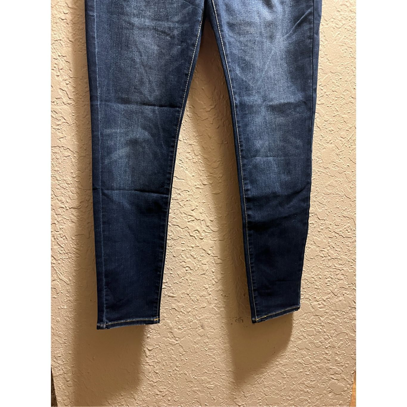 Other Kancan Woman’s Blue Jeans Size 30 - Missing One Buttom Size 30" / US 8 / IT 44 - 2 Thumbnail