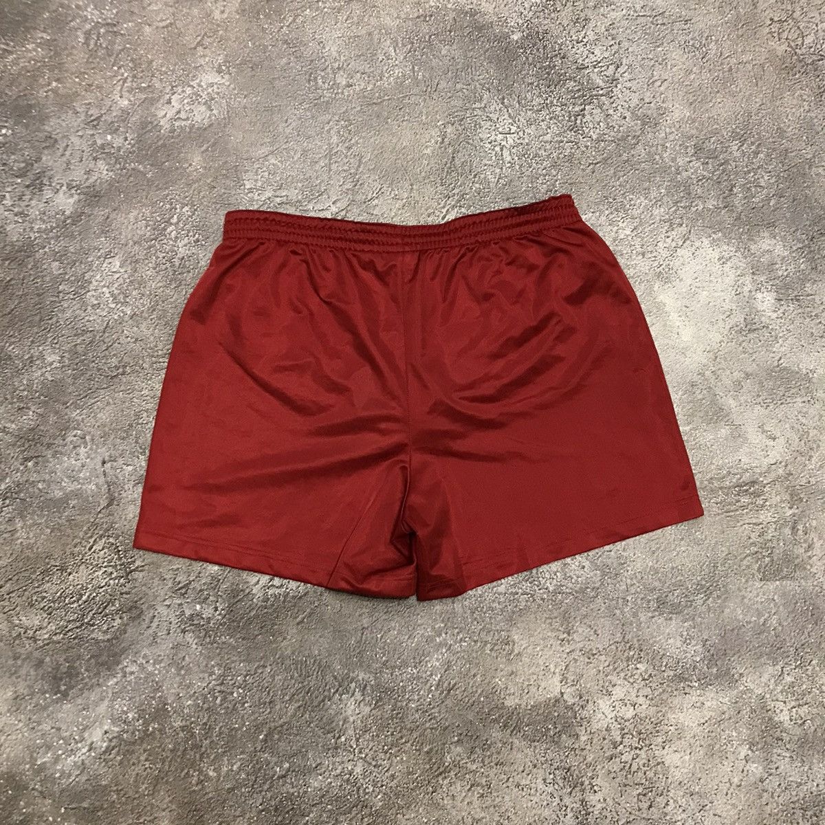 Vintage Vintage Nike Swoosh Shorts Y2K Streetwear Skate Red Faded 34 Size US 34 / EU 50 - 5 Thumbnail