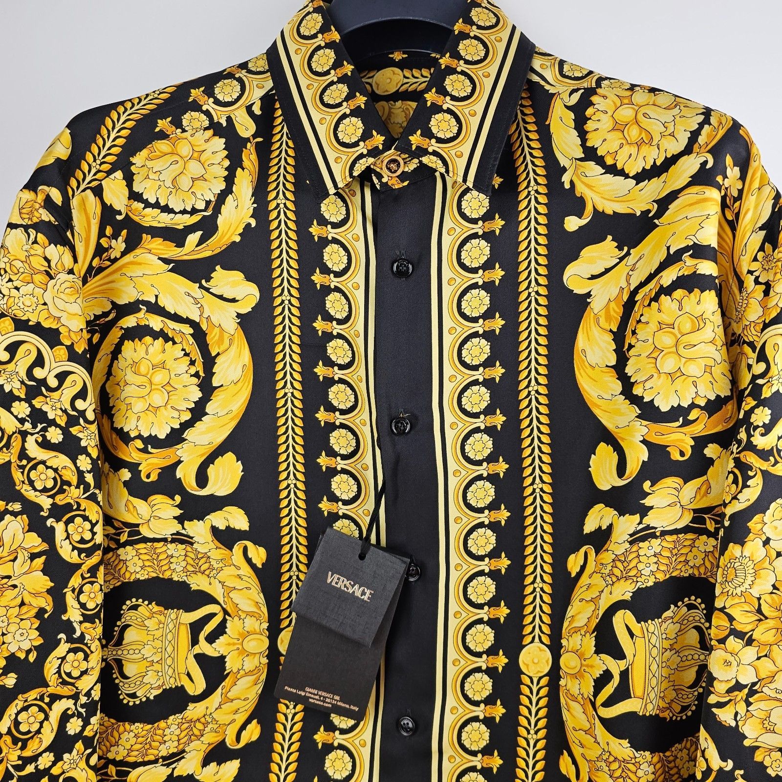 Versace VERSACE Silk Shirt New & Authentic (Men's size:XL;) Size US XL / EU 56 / 4 - 4 Thumbnail