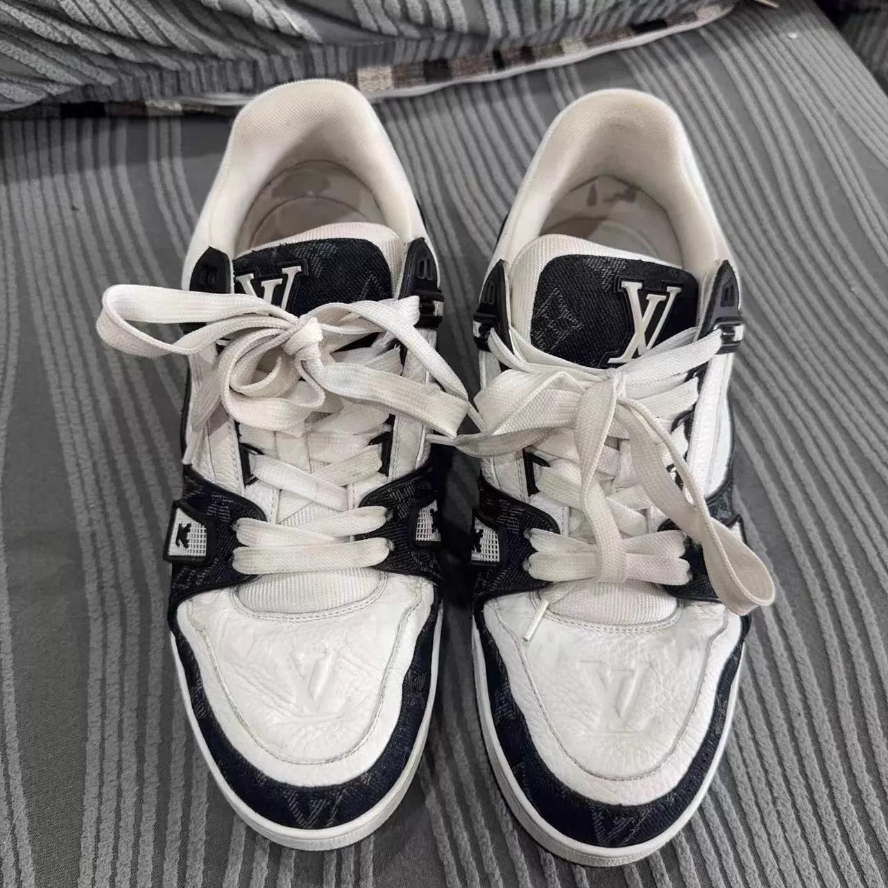 Louis Vuitton LV Trainer 40.5 Size US 6.5 / EU 39-40 - 1 Thumbnail