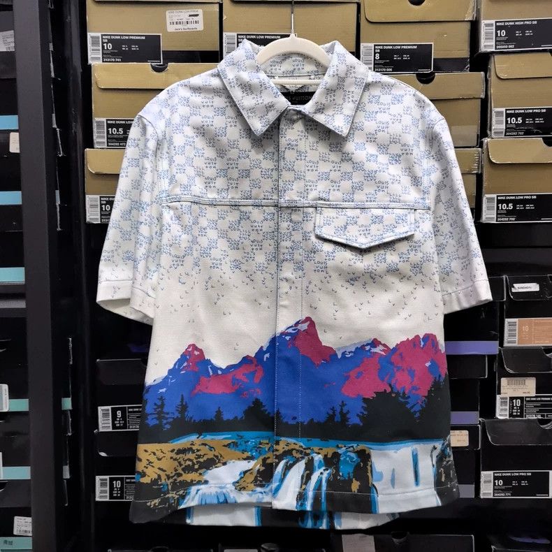Louis Vuitton Louis Vuitton FW22 Monogrammed Landscape Printed Denim Shor Size US S / EU 44-46 / 1 - 1 Thumbnail