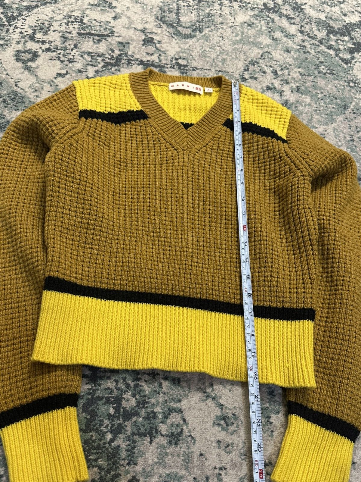 Marni × Uniqlo FW22 Marni x Uniqlo Popcorn Knitted V Neck Size US M / EU 48-50 / 2 - 13 Thumbnail