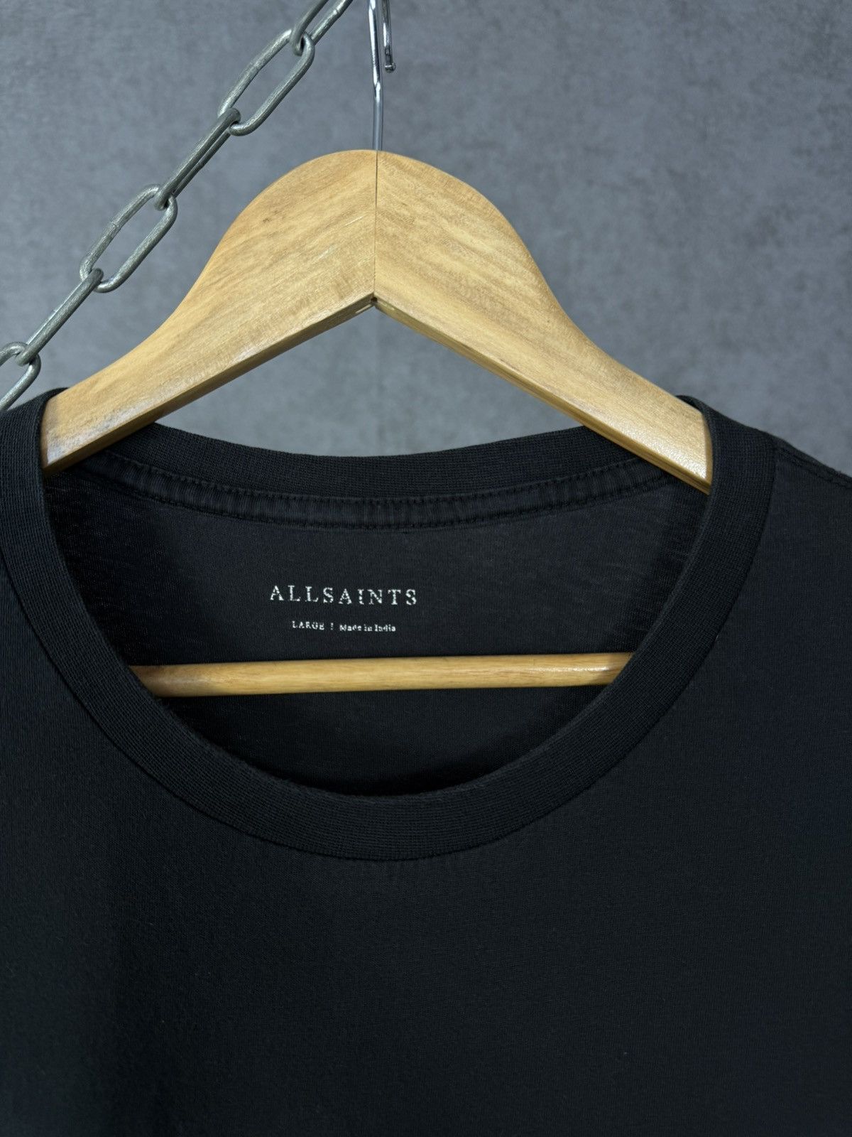 Allsaints Allsaints designer overprinted tee Size US L / EU 52-54 / 3 - 5 Thumbnail