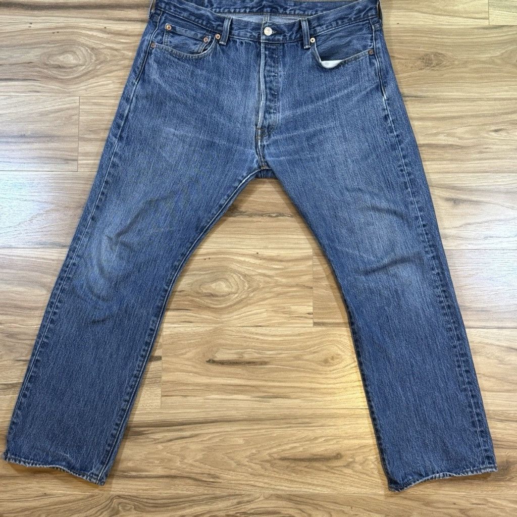 Levi's Levis 501 Original Fit Jeans Men’s W36 L29 Button Fly Size US 36 / EU 52 - 1 Thumbnail