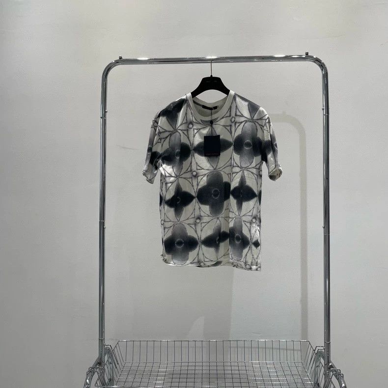 Louis Vuitton Louis Vuitton Tie-Dye Floral Short Sleeve - dmc Size US XL / EU 56 / 4 - 1 Thumbnail