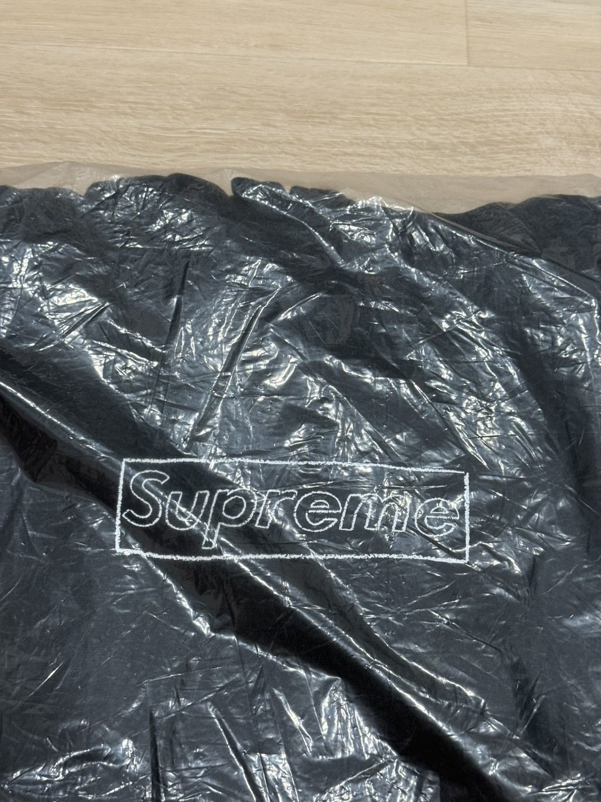 Kaws × Supreme Supreme Kaws Box Logo Hoodie (Chalk Logo Hoodie) Size US XXL / EU 58 / 5 - 3 Thumbnail