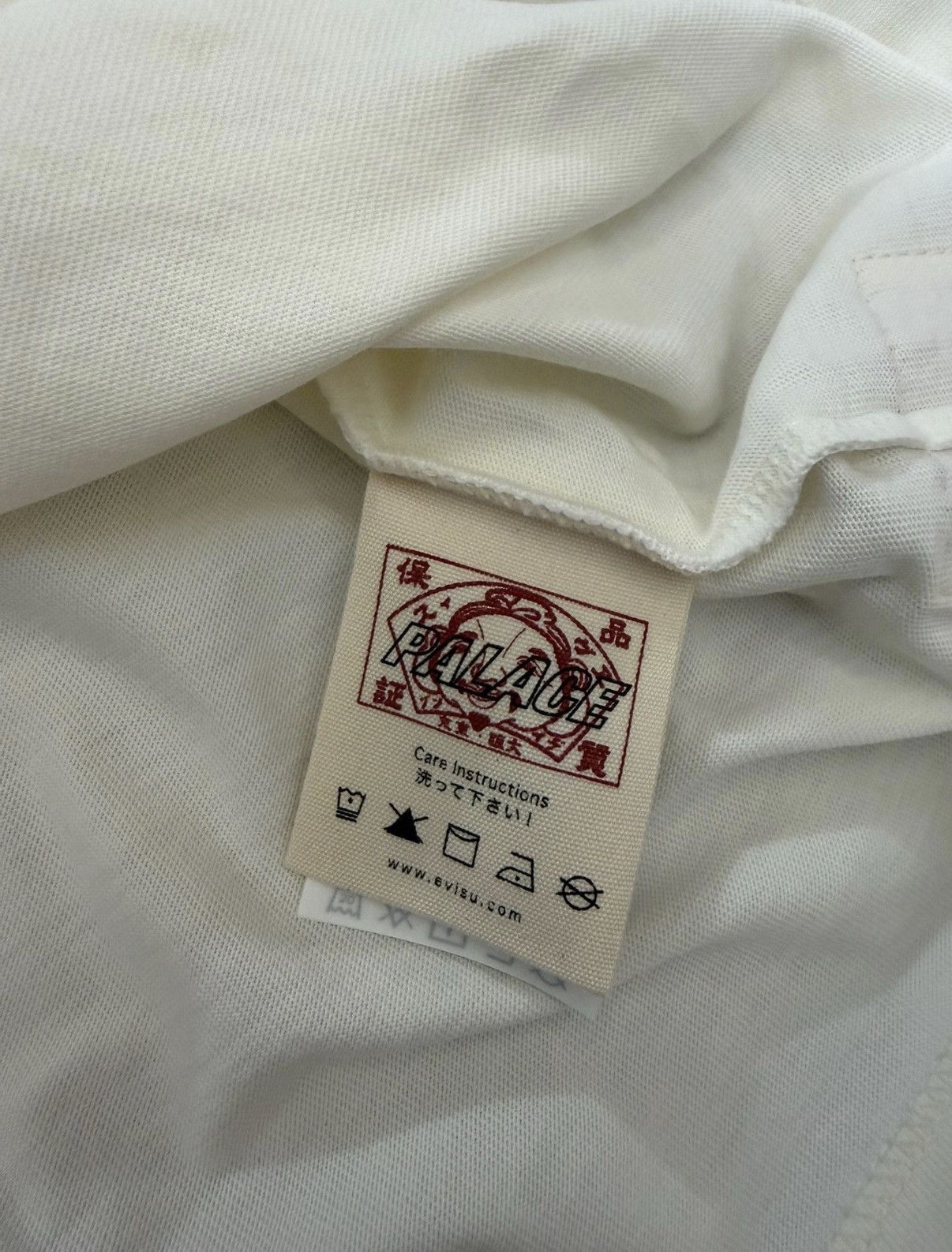 Palace PALACE × EVISU SS26 Collaboration Short Sleeve T-shirt J34 Size US L / EU 52-54 / 3 - 3 Thumbnail